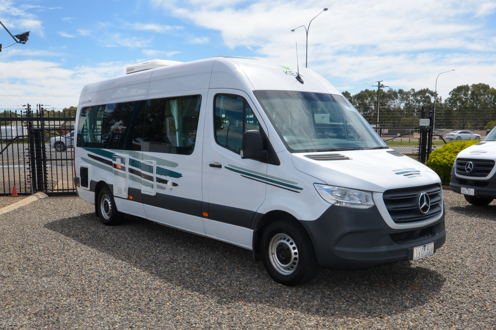 Carousel Popup Thumnails 3 - 2021 Kea Nomad M700 Mercedes 3 Berth