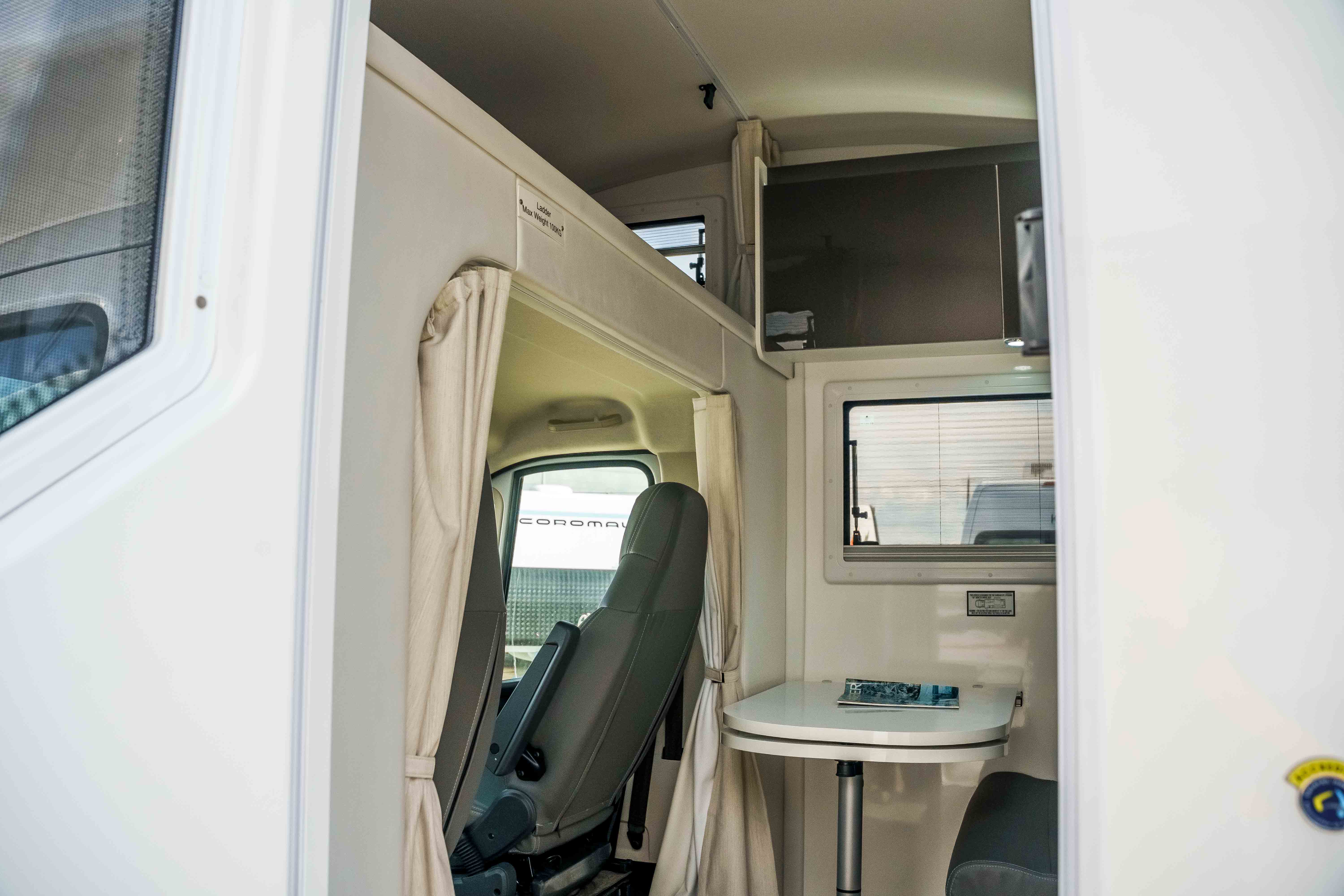 Carousel Popup Thumnails 3 - 2023 Windsor Simpson Fiat 4 Berth
