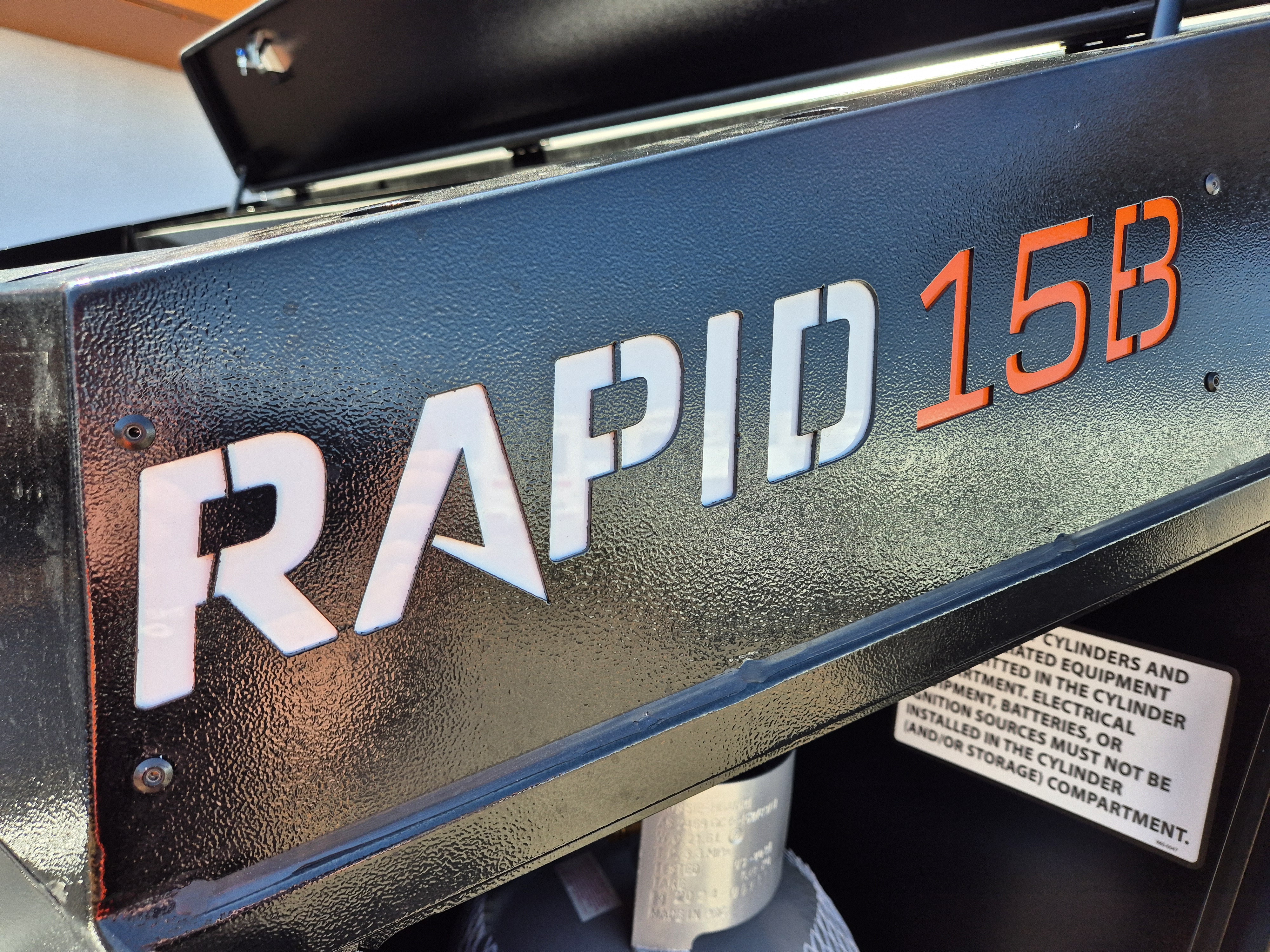 Carousel Popup Thumnails 3 - 2025 Windsor Rapid 15B