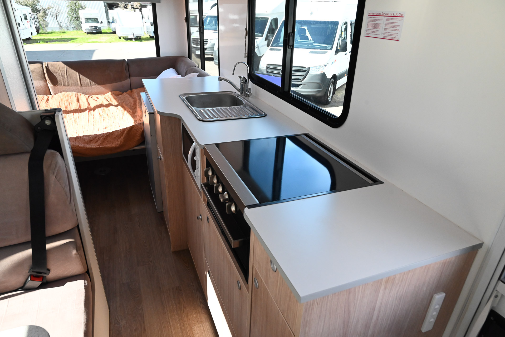Carousel Popup Thumnails 23 - 2019 Kea River M721 Mercedes 6 Berth