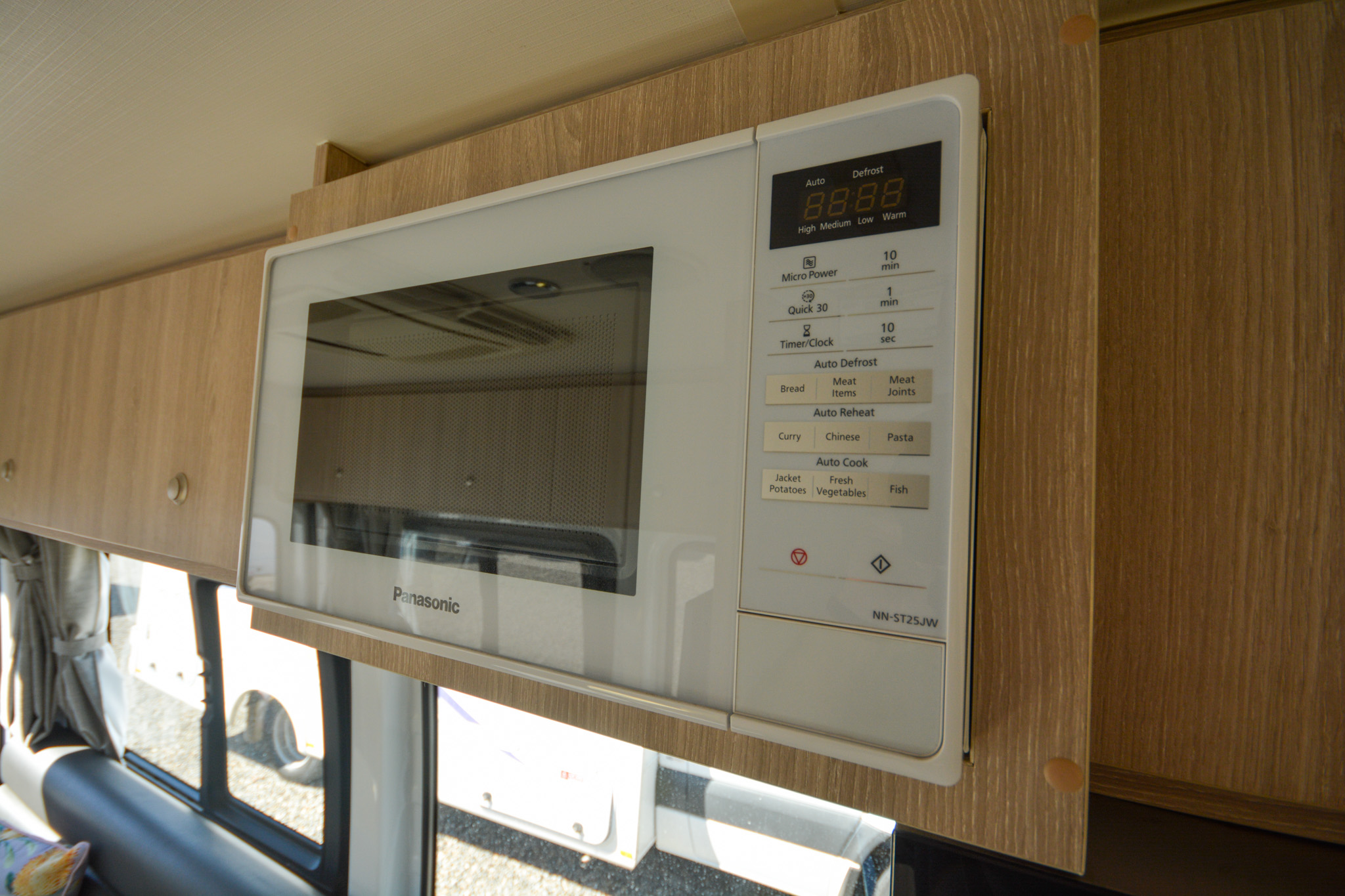 Carousel Popup Thumnails 29 - 2021 Talvor Euro Tourer FRC Mercedes 2 Berth