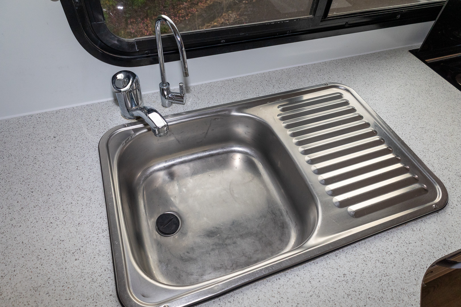 Carousel Popup Thumnails 18 - 2019 Kea River M721 Mercedes 6 Berth
