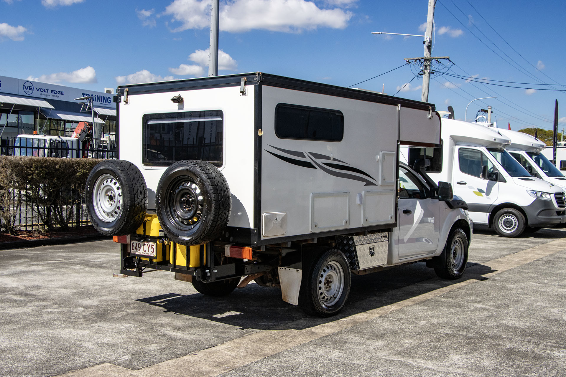 Carousel Popup Thumnails 14 - 2022 Talvor Adventure Camper Nissan 2 Berth
