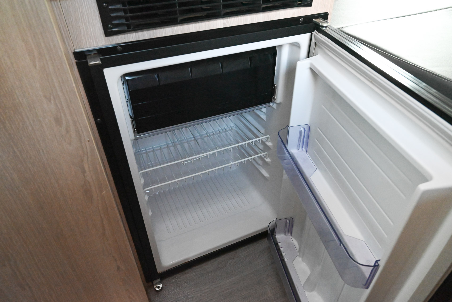 Carousel Popup Thumnails 26 - 2022 Talvor Euro Mini LDV 2 Berth