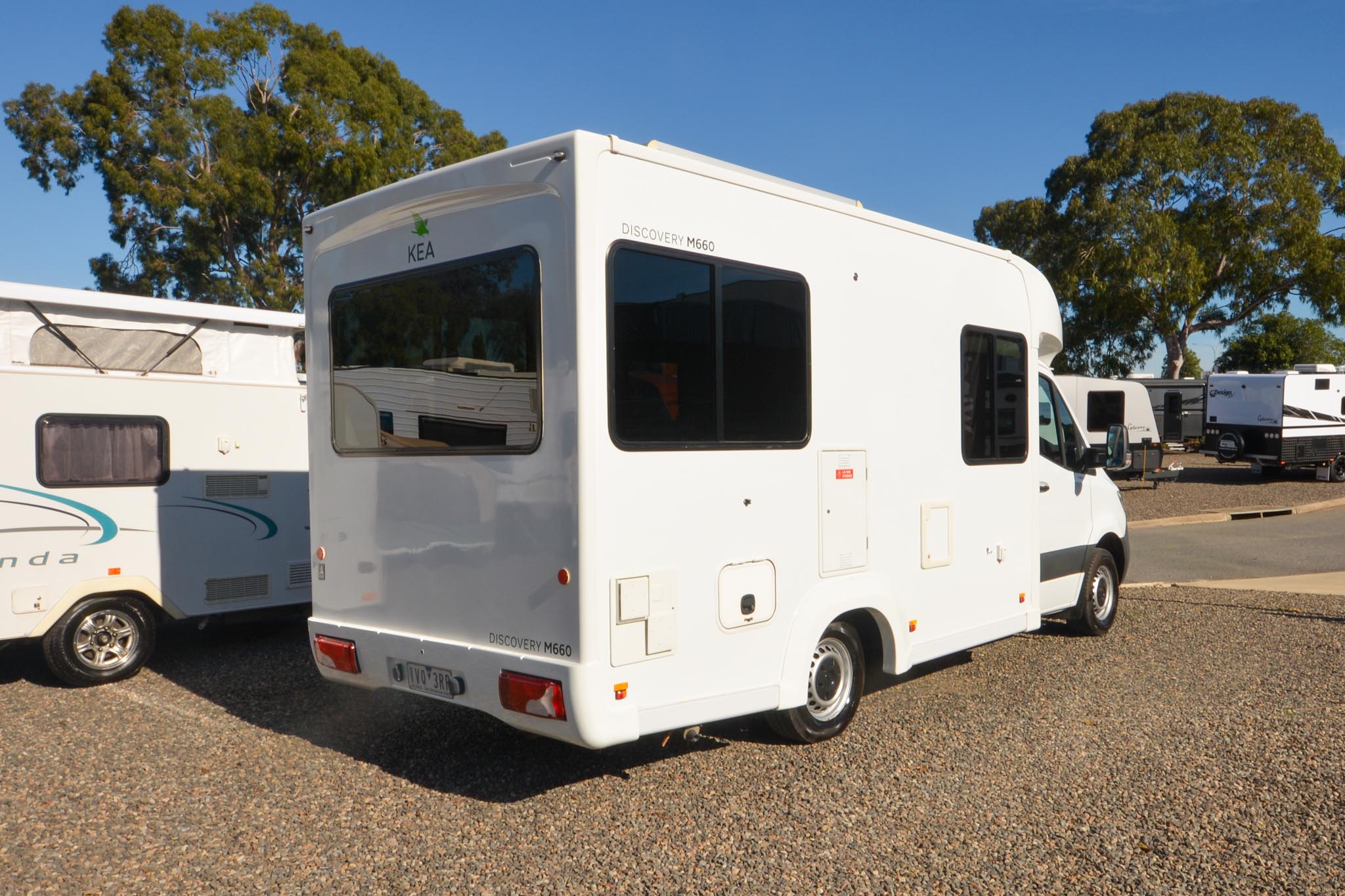 Carousel Popup Thumnails 7 - 2021 Kea Discovery M660 Mercedes 4 Berth