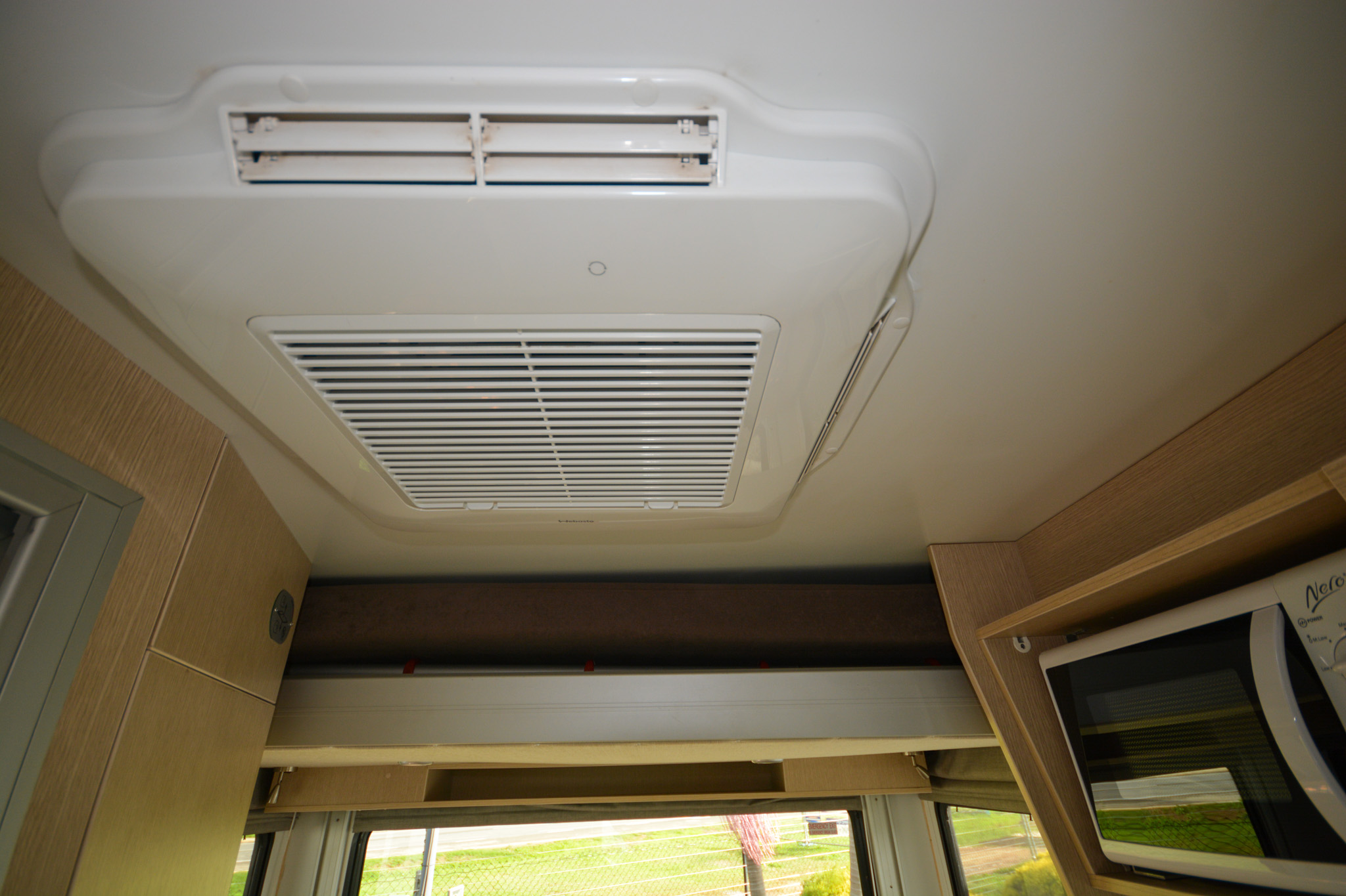 Carousel Popup Thumnails 28 - 2021 Kea Discovery M660 Mercedes 4 Berth
