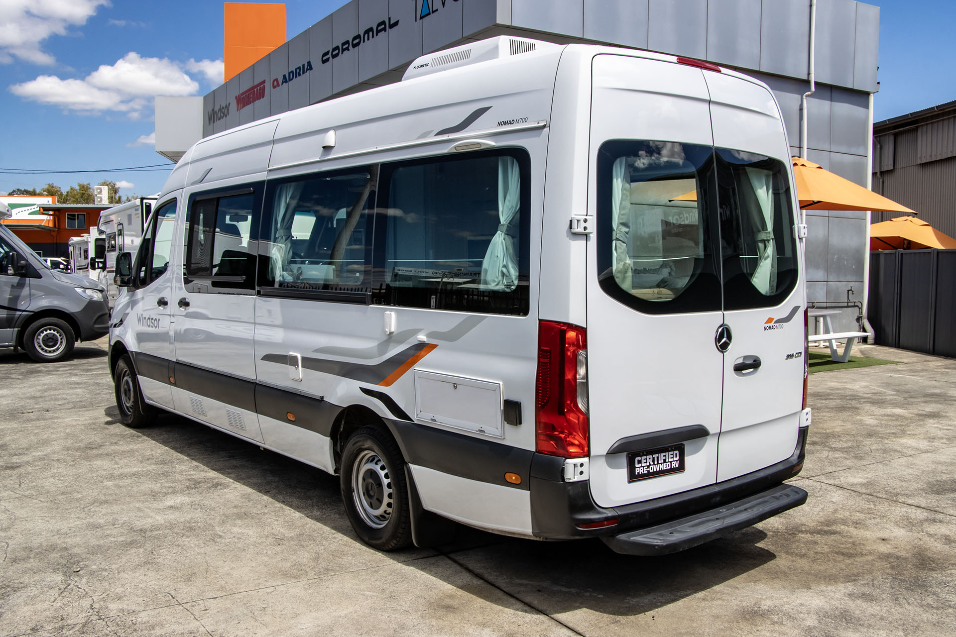 Carousel Popup Thumnails 7 - 2021 Windsor Nomad M700 Mercedes 3 Berth