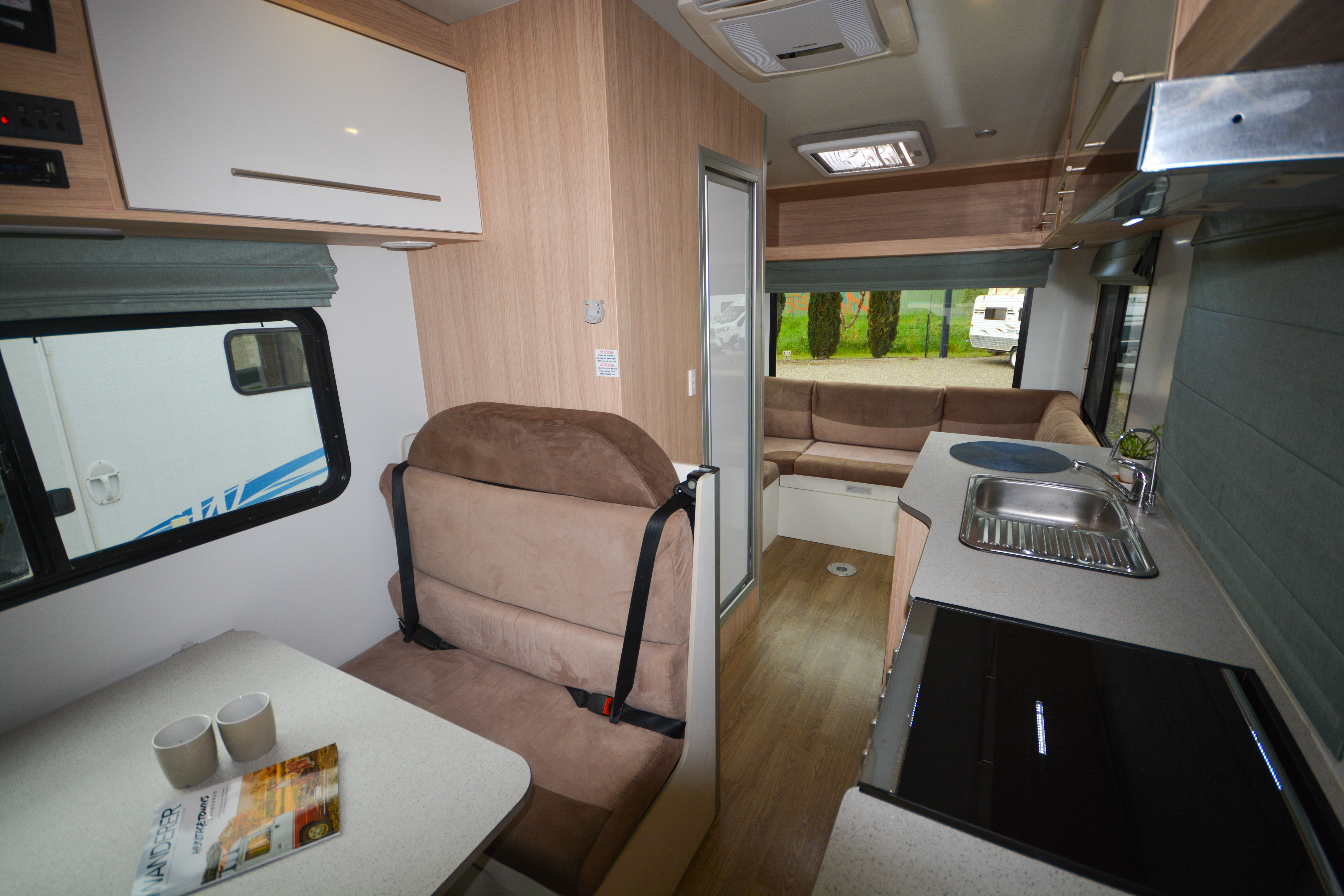 Carousel Popup Thumnails 22 - 2021 Kea River M721 Mercedes 6 Berth