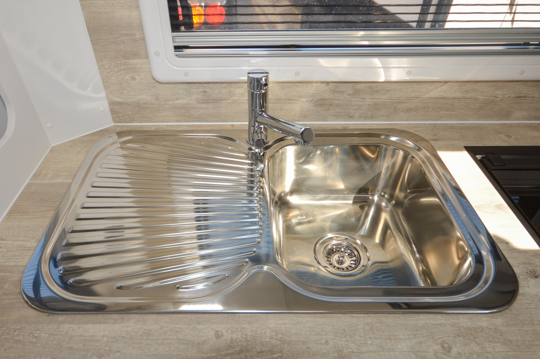 Carousel Popup Thumnails 31 - 2025 Windsor Genesis 176RD