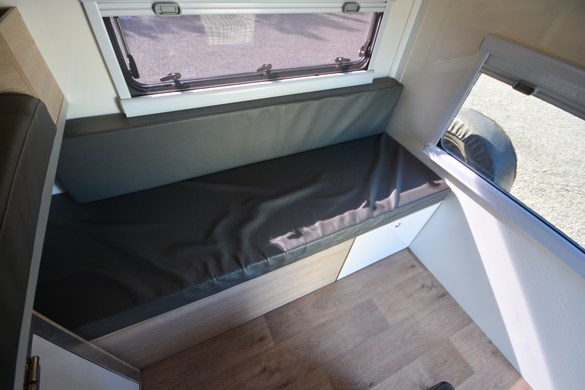 Carousel Popup Thumnails 23 - 2022 Talvor Adventure Camper Toyota 2 Berth
