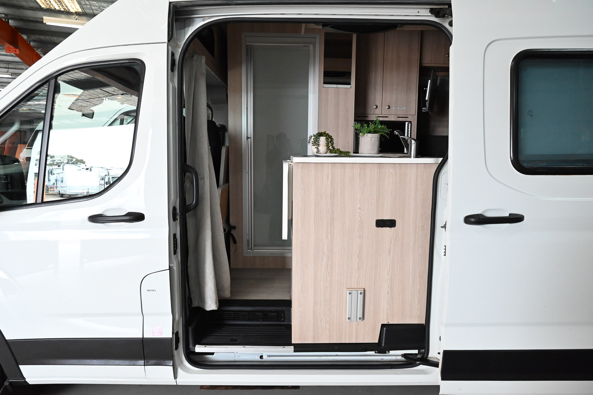 Carousel Popup Thumnails 24 - 2022 Talvor Euro Mini LDV 2 Berth