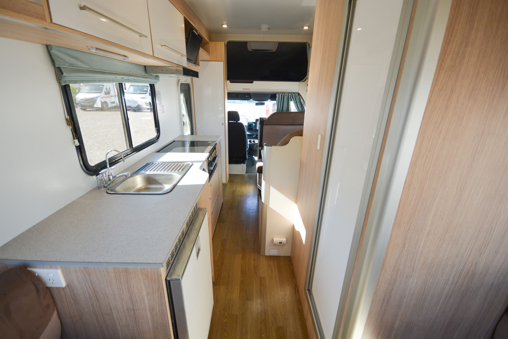 Carousel Popup Thumnails 22 - 2020 Kea River M721 Mercedes 6 Berth