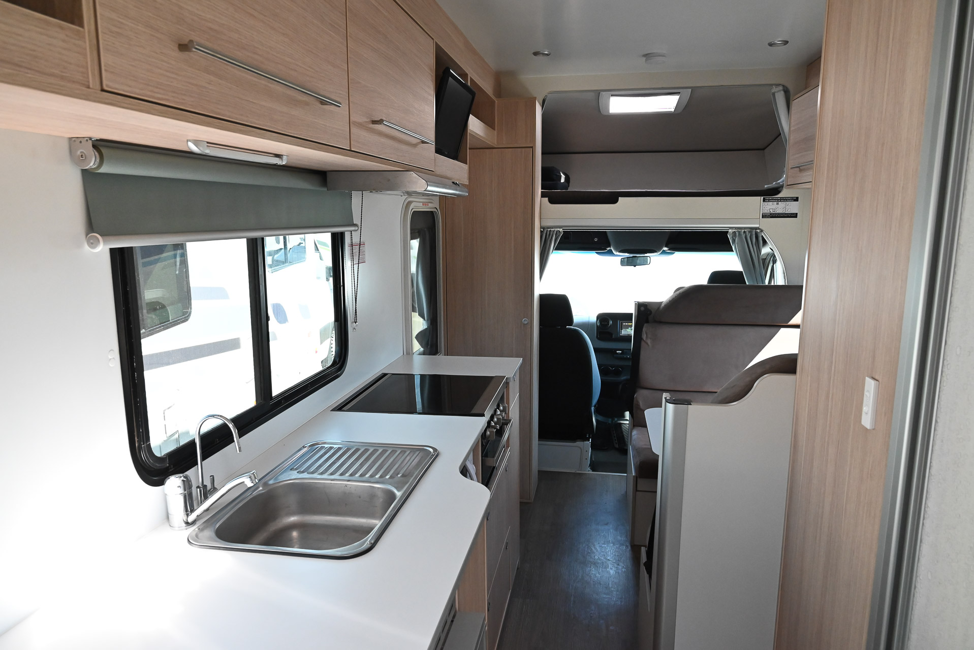 Carousel Popup Thumnails 25 - 2019 Kea River M721 Mercedes 6 Berth