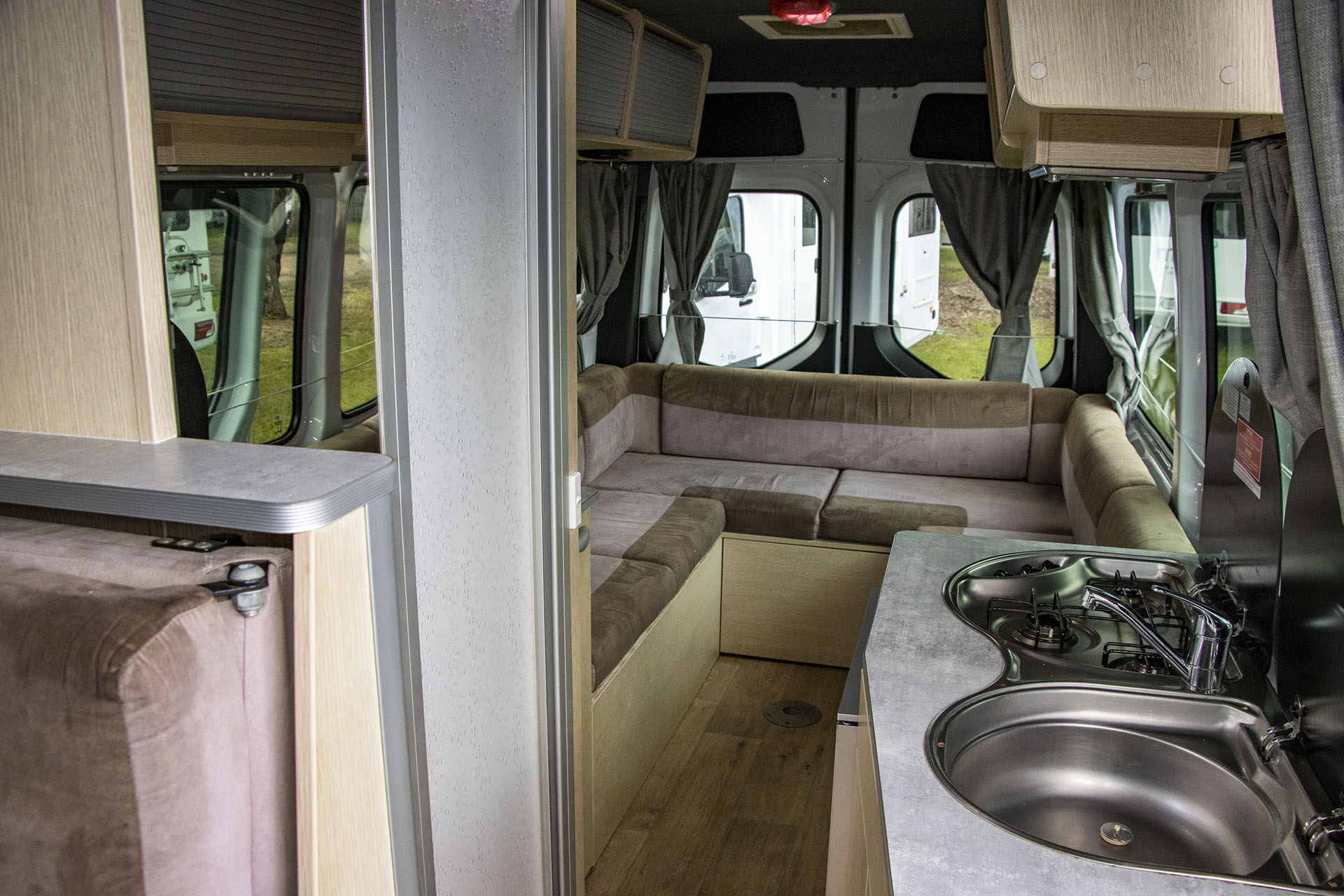 Carousel Popup Thumnails 24 - 2021 Kea Nomad M700 Mercedes 3 Berth