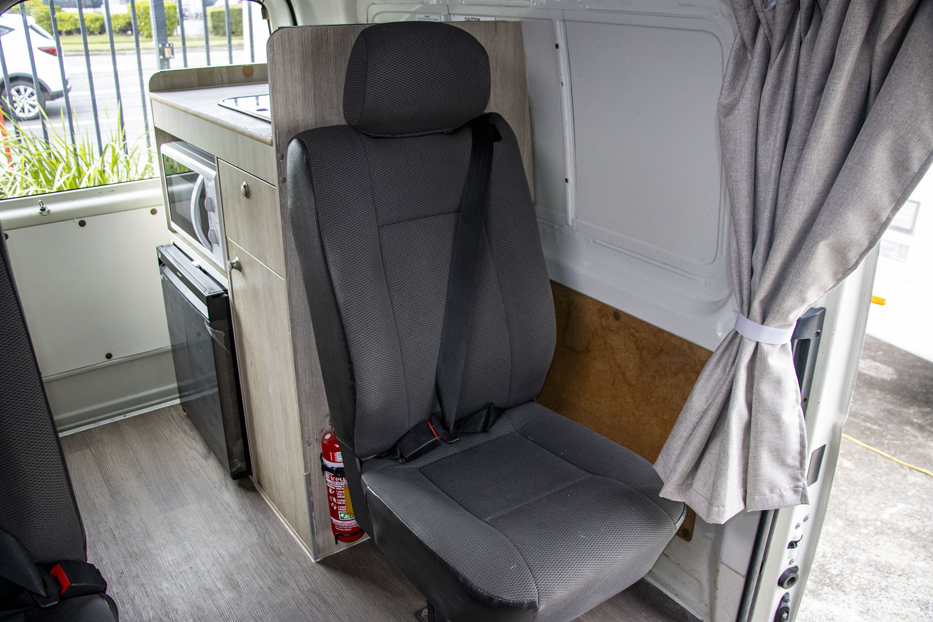 Carousel Popup Thumnails 15 - 2018 Kea HiTop T490 Toyota 2 Berth