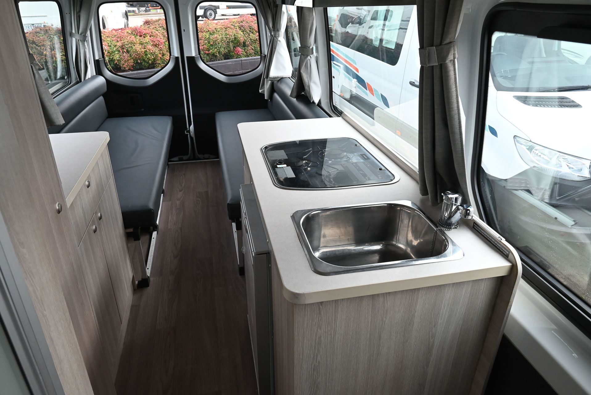 Carousel Popup Thumnails 21 - 2020 Talvor Euro Tourer Mercedes 2 Berth