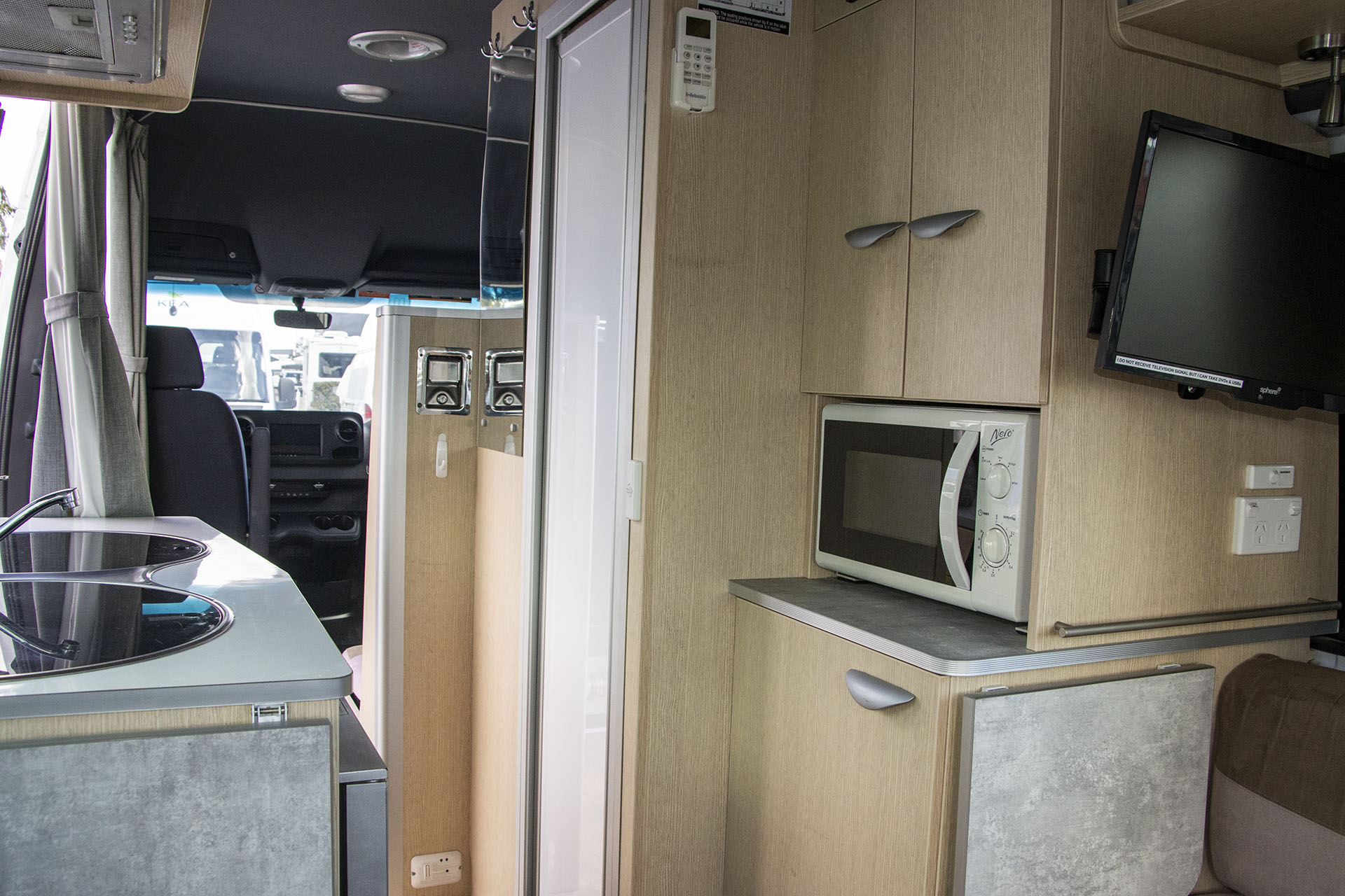 Carousel Popup Thumnails 14 - 2022 Kea Nomad M700 Mercedes 3 Berth