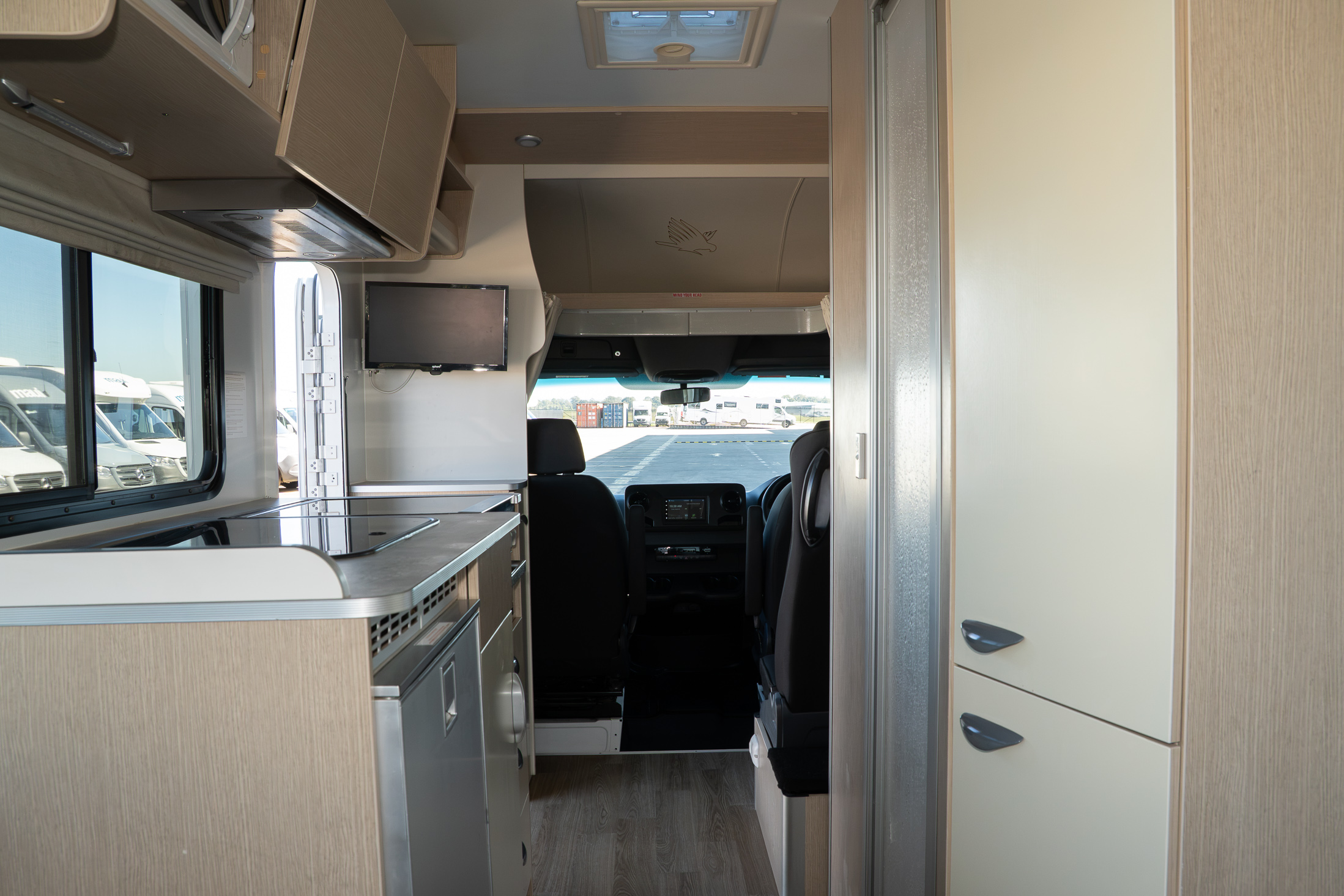 Carousel Popup Thumnails 33 - 2021 Kea Discovery M660 Mercedes 4 Berth