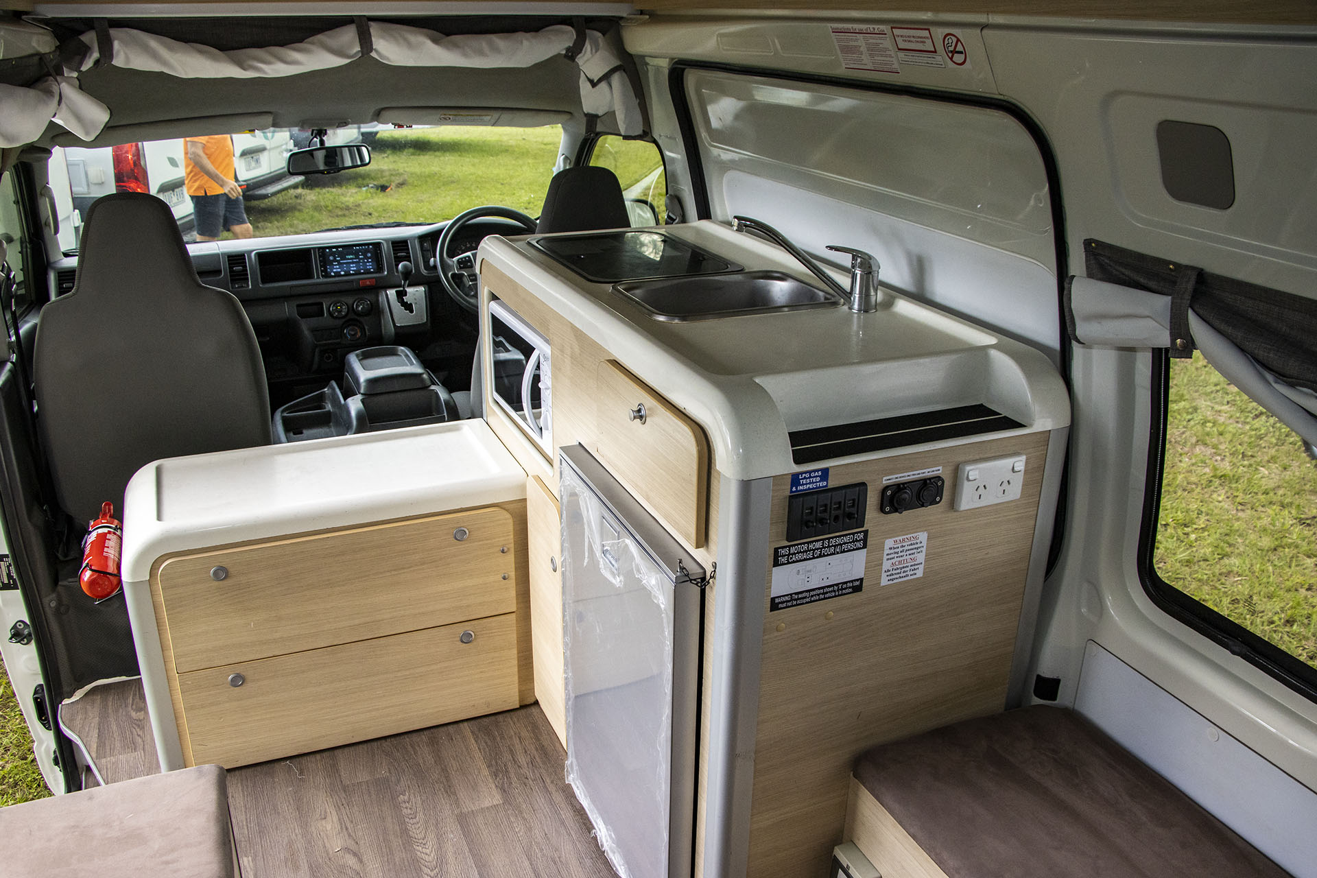 Carousel Popup Thumnails 25 - 2018 Kea Navigator T555 Toyota 4 Berth