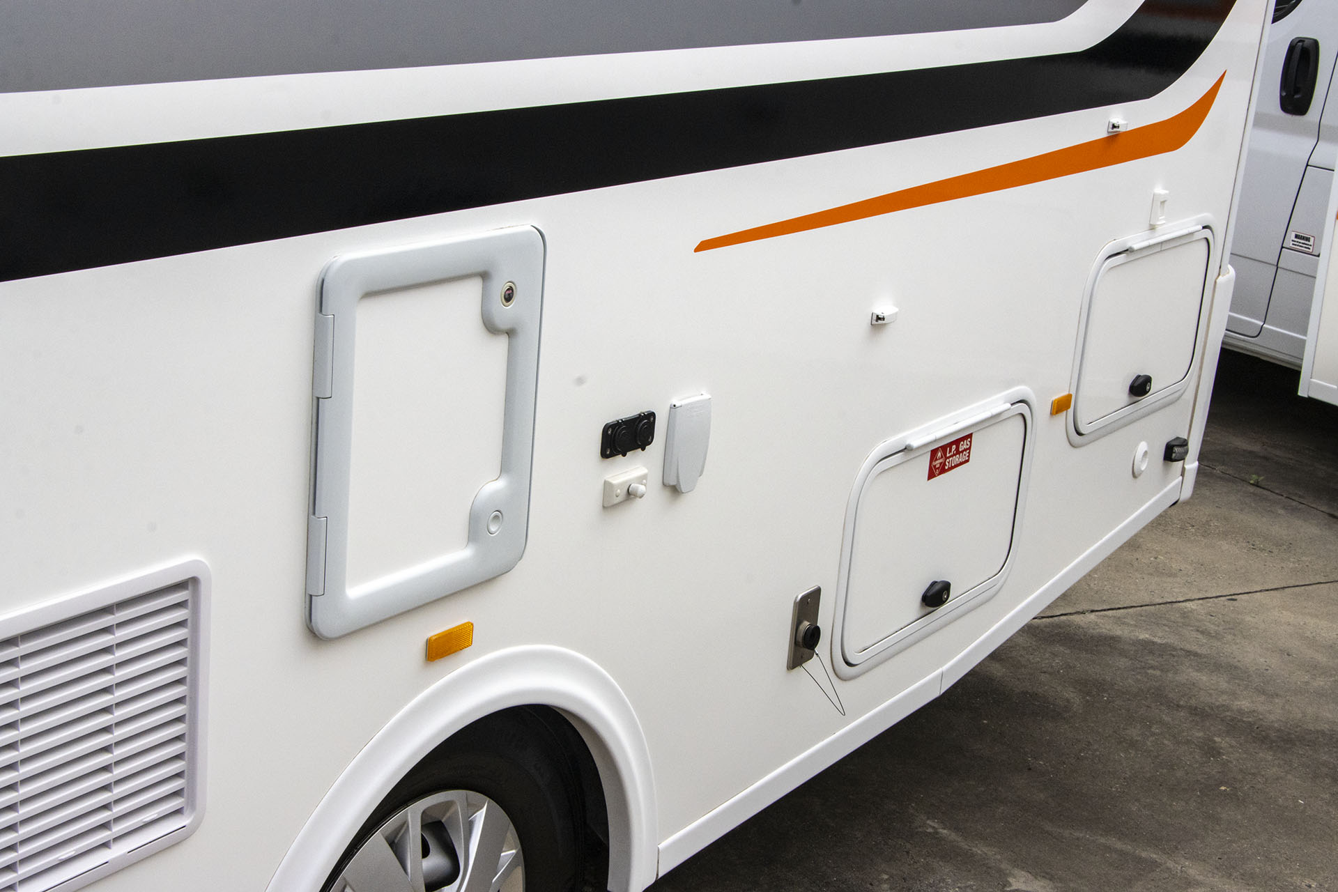 Carousel Popup Thumnails 6 - 2024 Windsor Flinders Fiat 4 Berth