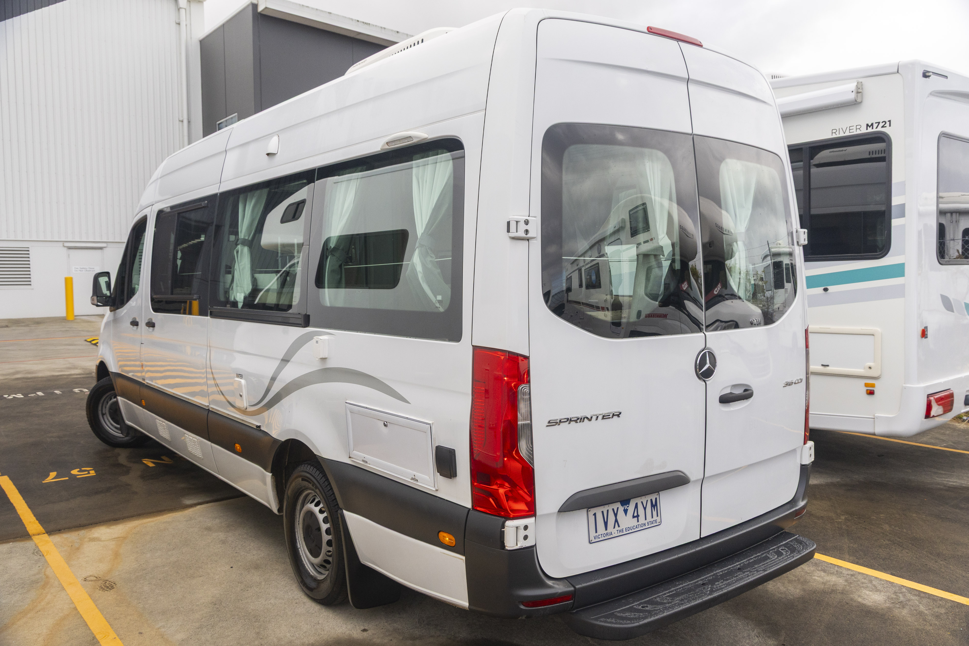 Carousel Popup Thumnails 6 - 2022 Kea Nomad M700 Mercedes 3 Berth