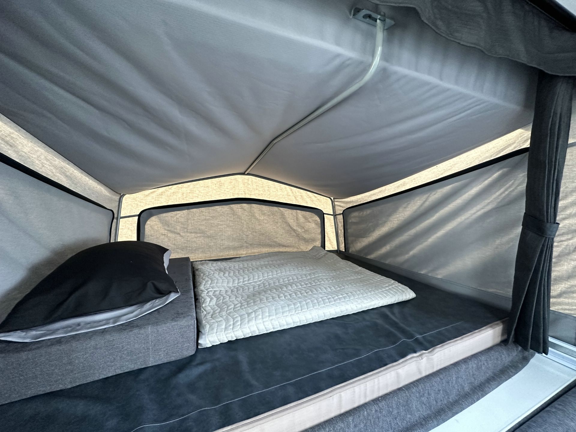 Carousel Popup Thumnails 7 - 2025 Goldstream Wing 3 St Premium 15'