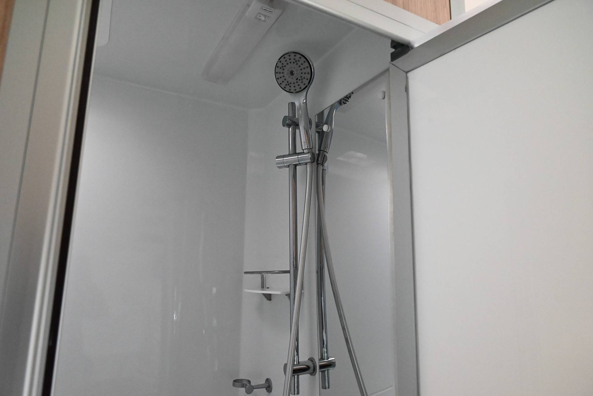 Carousel Popup Thumnails 33 - 2019 Kea River M721 Mercedes 6 Berth