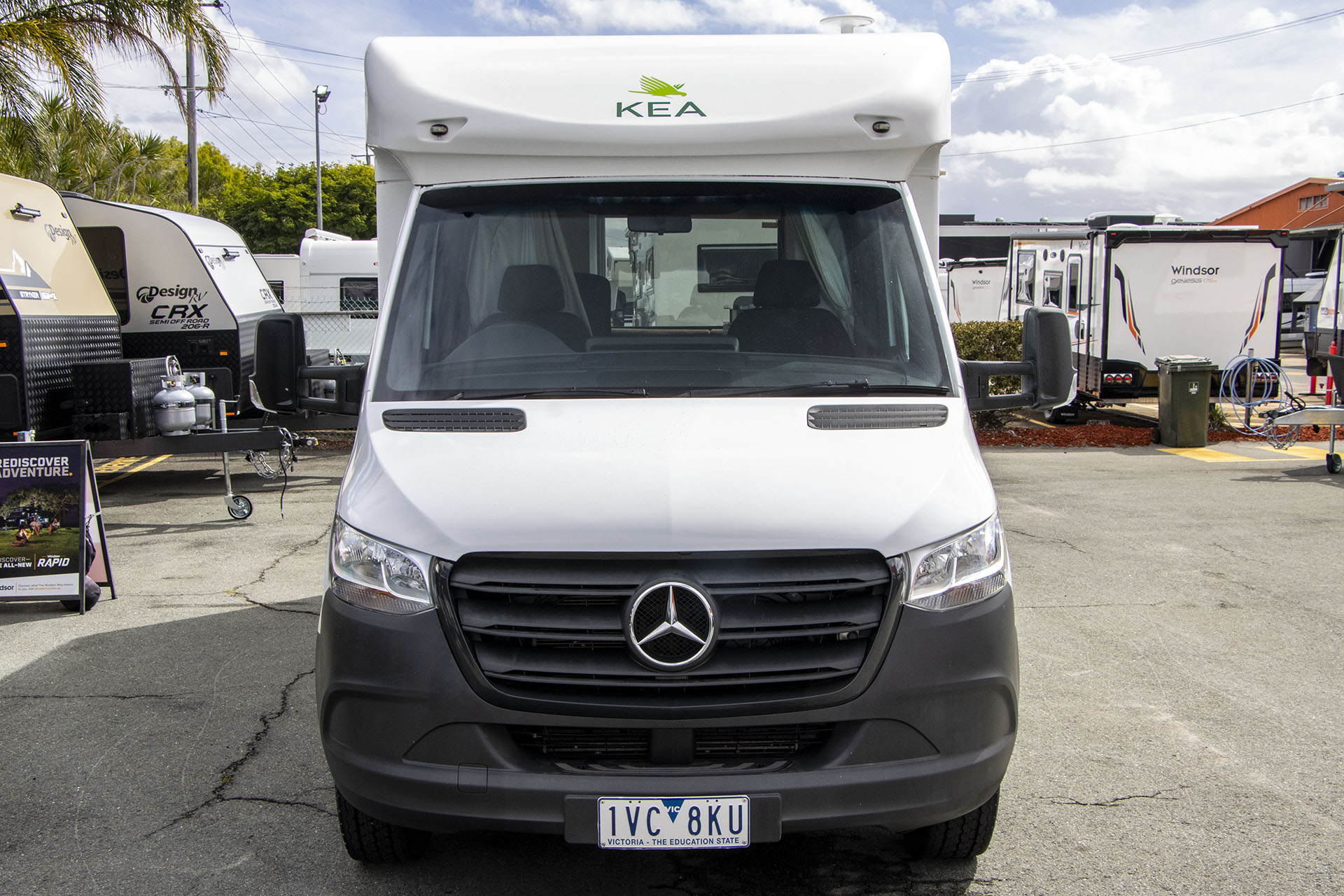 Carousel Popup Thumnails 3 - 2021 Kea Discovery M660 Mercedes 4 Berth
