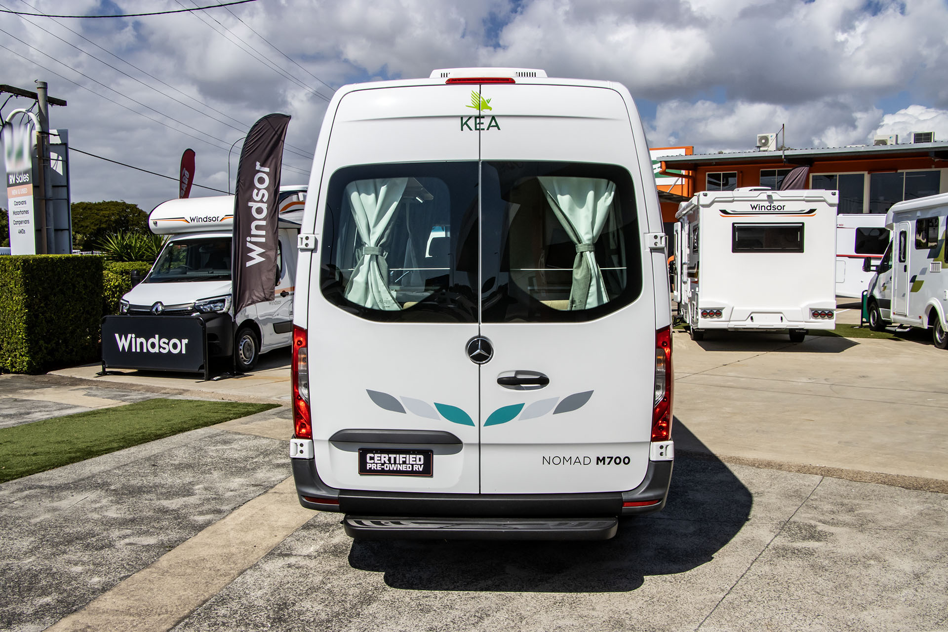 Carousel Popup Thumnails 8 - 2021 Kea Nomad M700 Mercedes 3 Berth