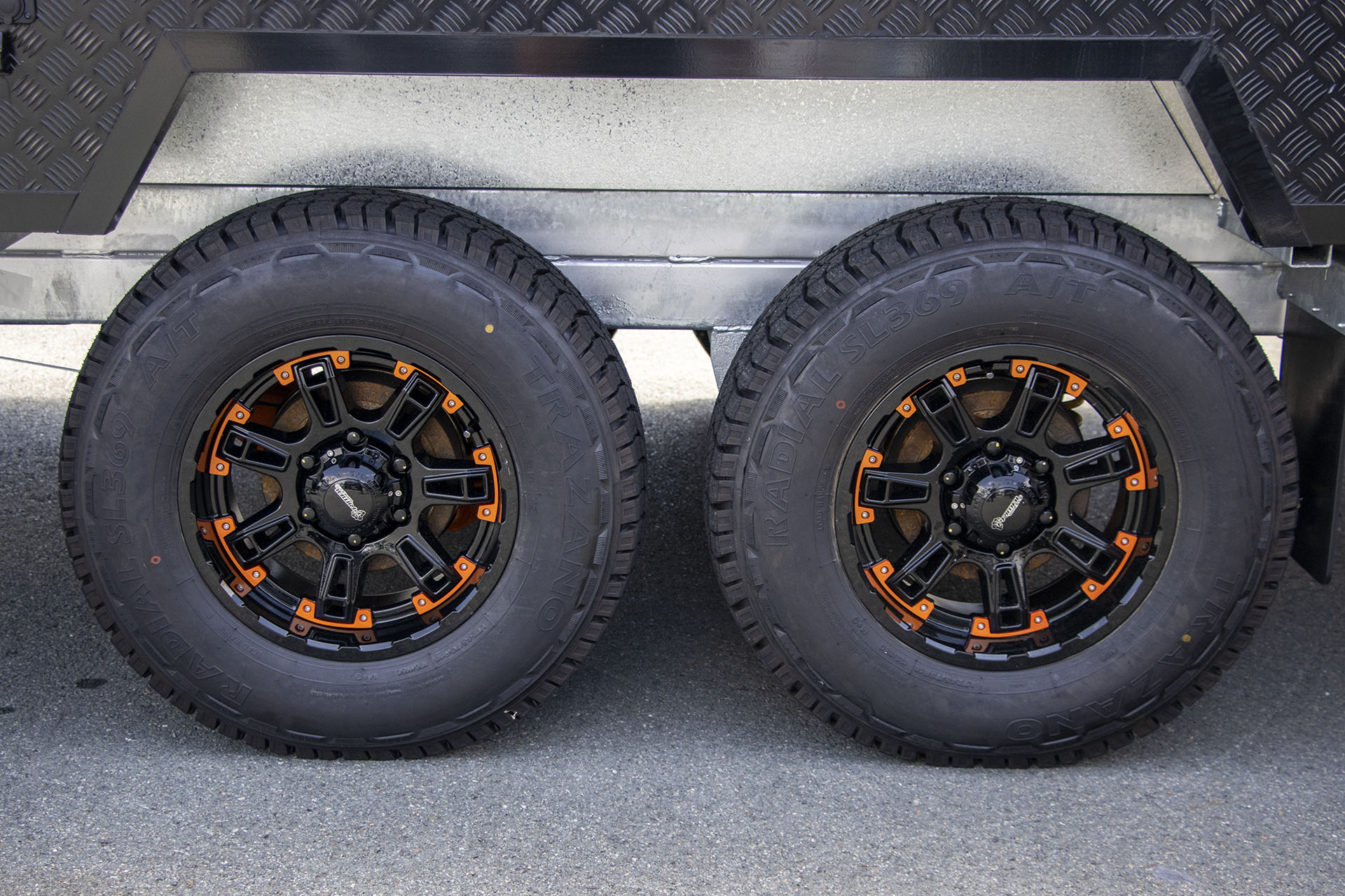 Carousel Popup Thumnails 20 - 2025 Windsor Wild Semi Off Road 196MD