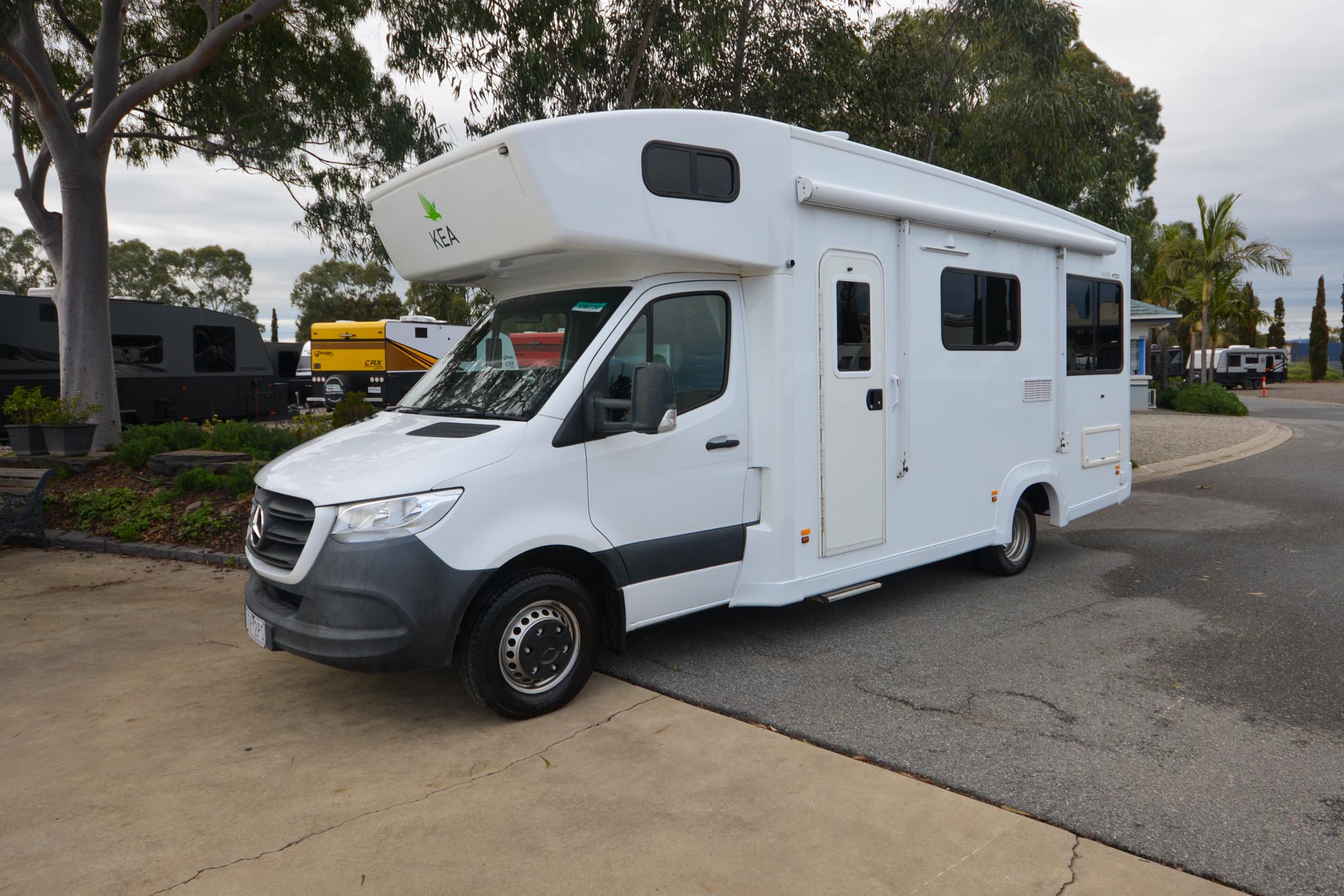 Carousel Popup Main - 2021 Kea River M721 Mercedes 6 Berth
