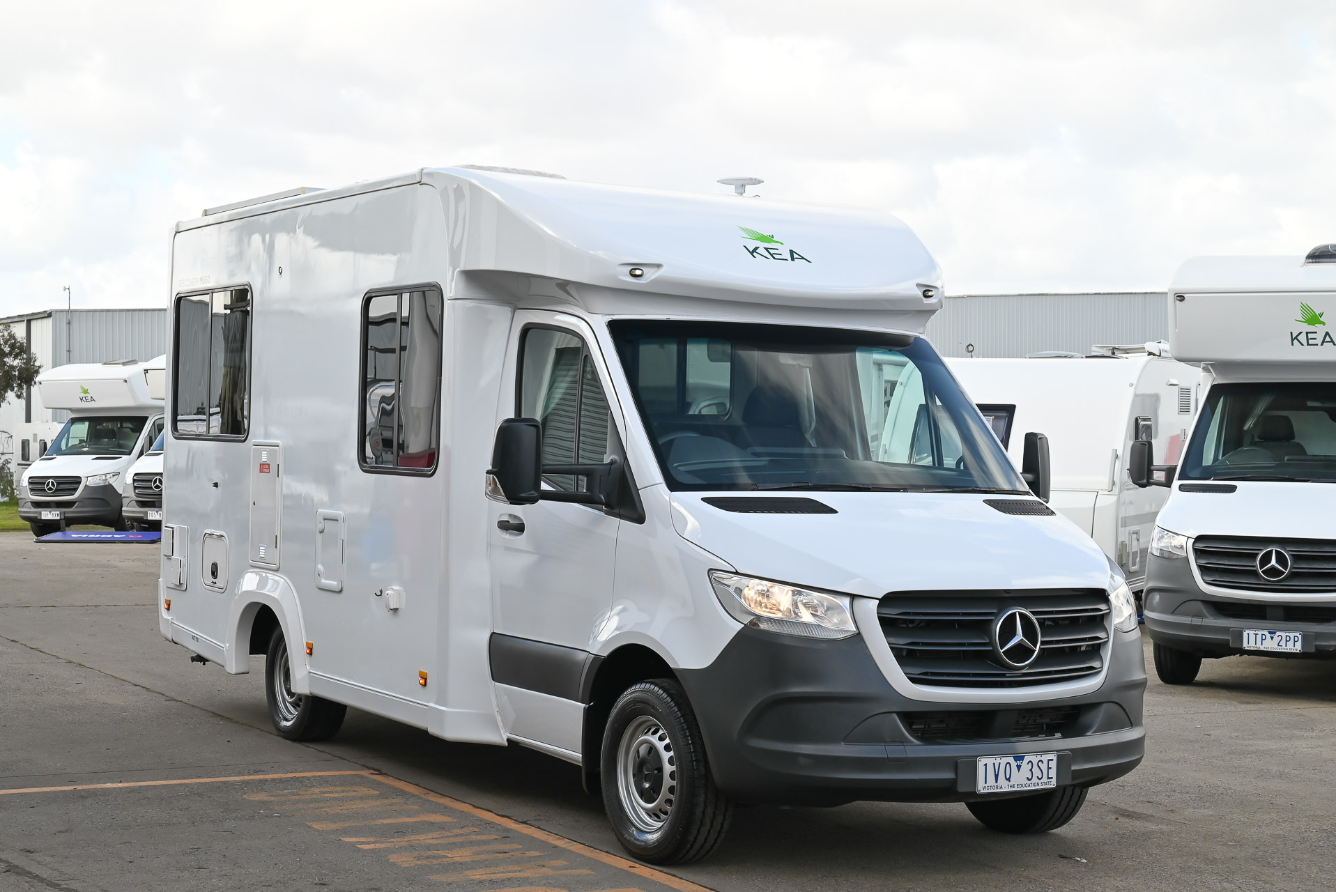 Carousel Popup Main - 2021 Kea Nomad Mercedes M700 3 Berth