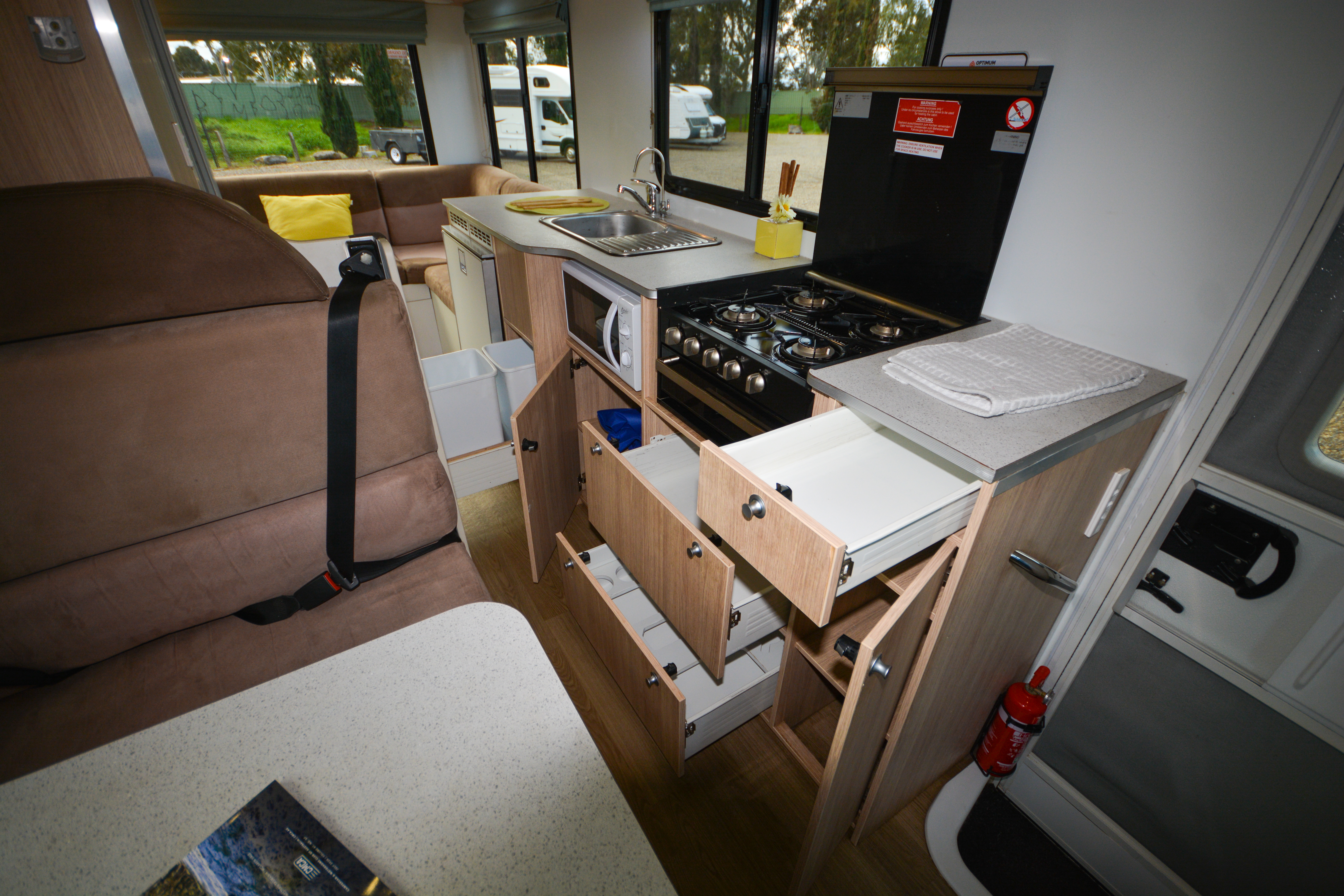 Carousel Popup Thumnails 37 - 2021 Kea River M721 Mercedes 6 Berth