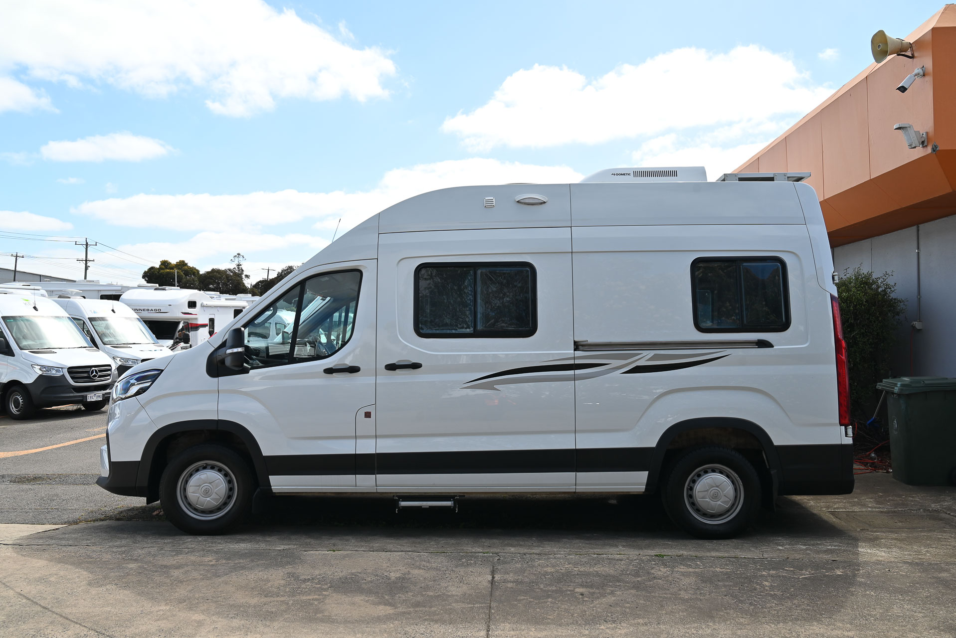 Carousel Popup Thumnails 6 - 2022 Talvor Euro Mini LDV 2 Berth