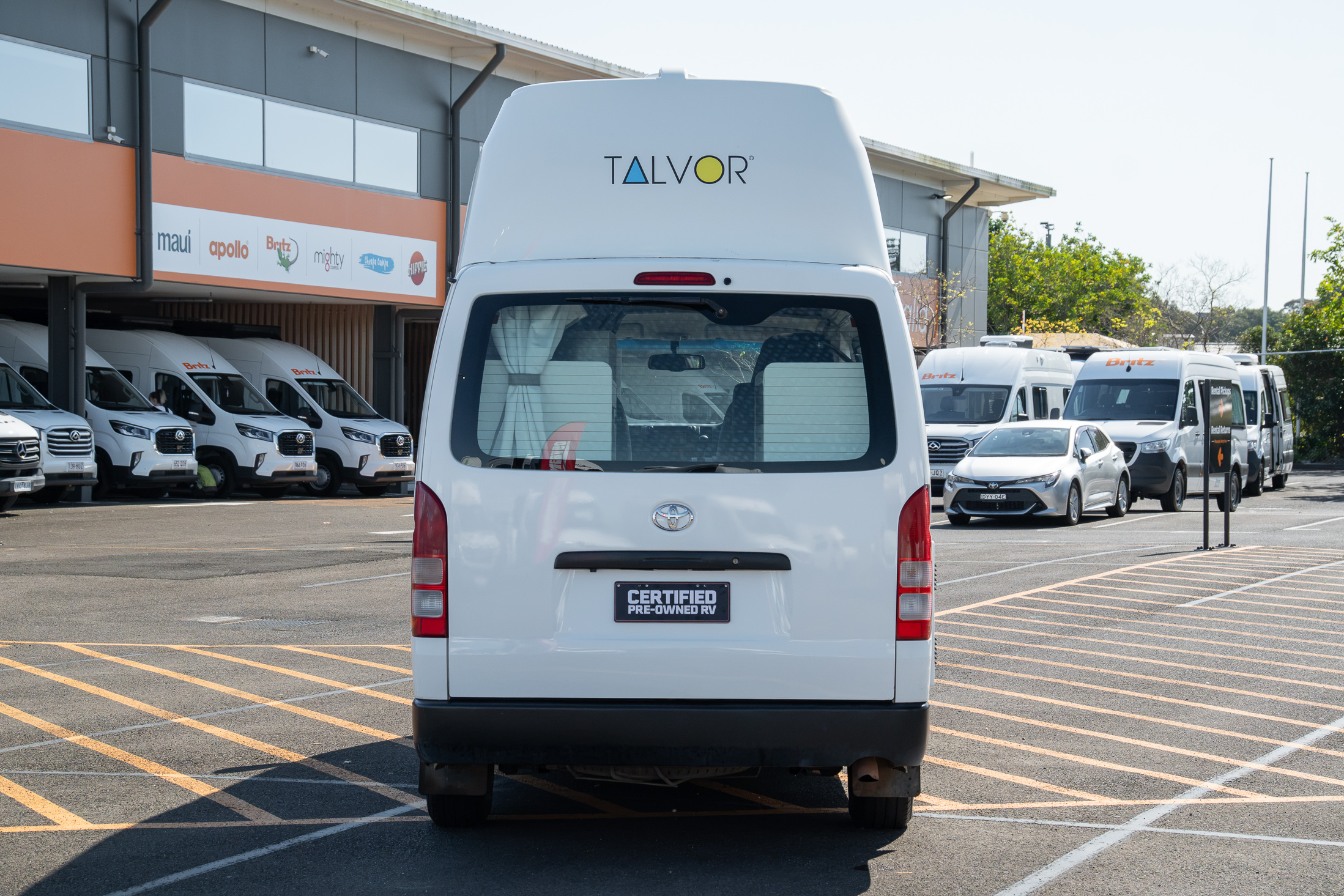 Carousel Popup Thumnails 6 - 2018 Talvor Endeavour Toyota 4 Berth