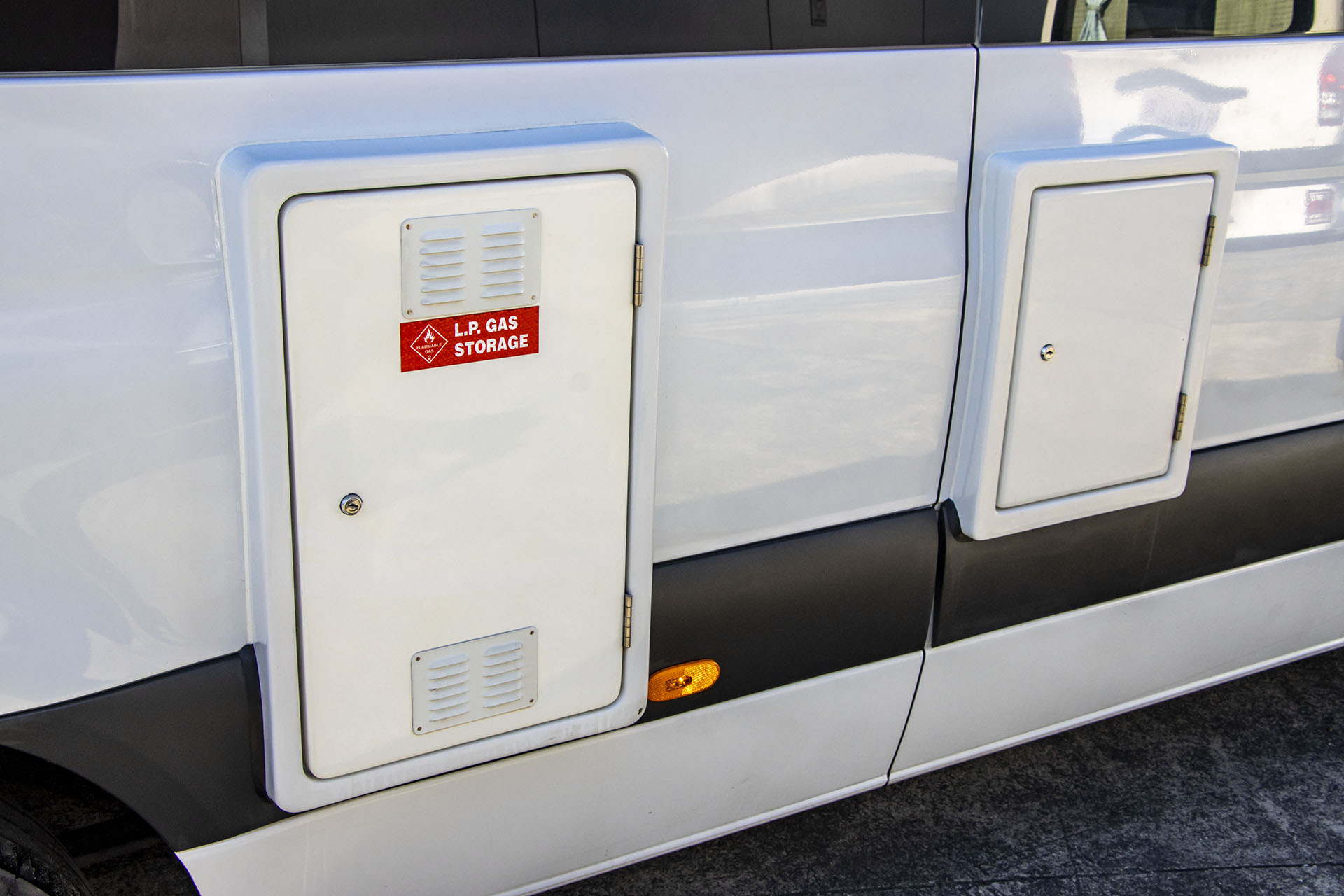 Carousel Popup Thumnails 11 - 2021 Kea Nomad M700 Mercedes 3 Berth