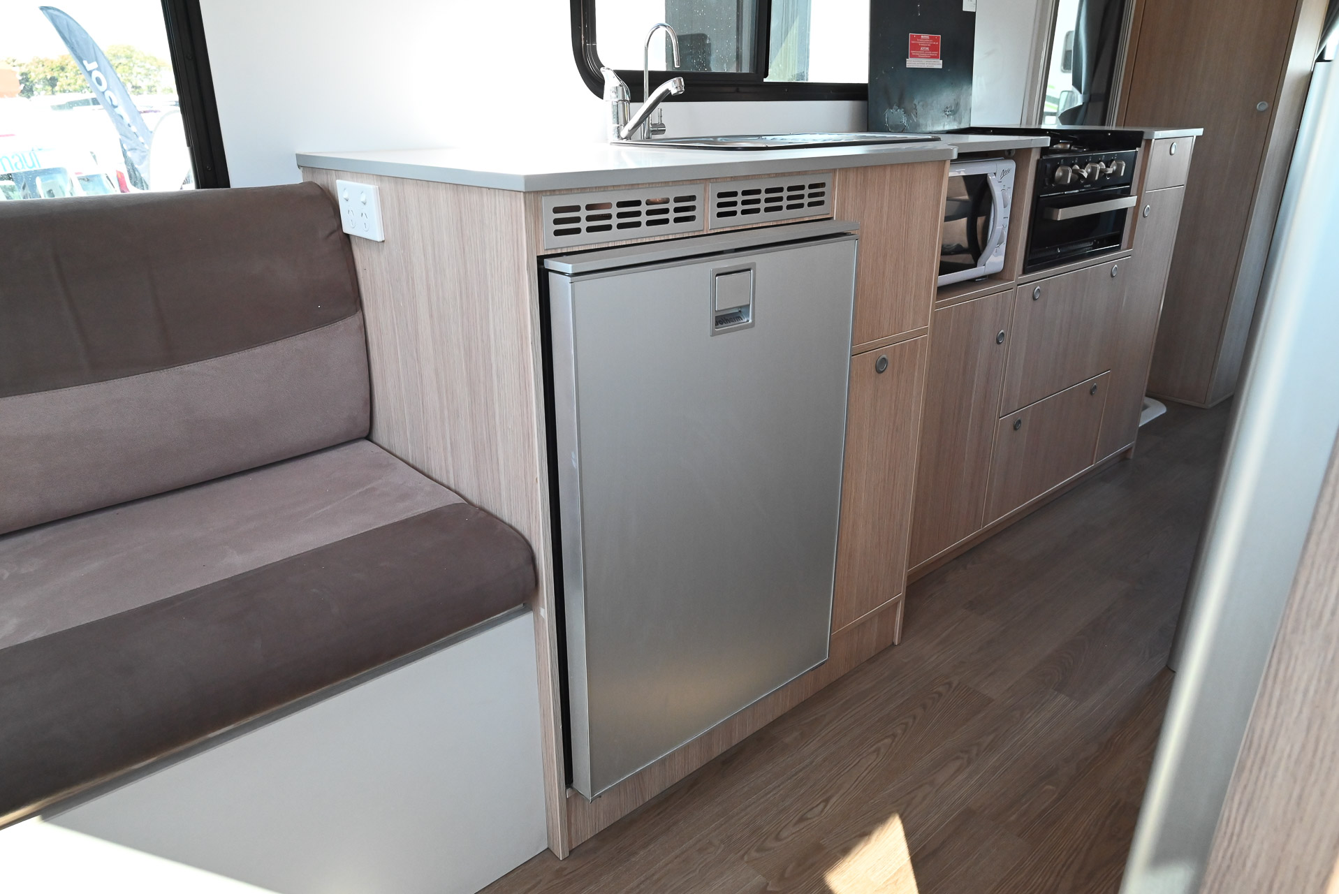 Carousel Popup Thumnails 24 - 2019 Kea River M721 Mercedes 6 Berth