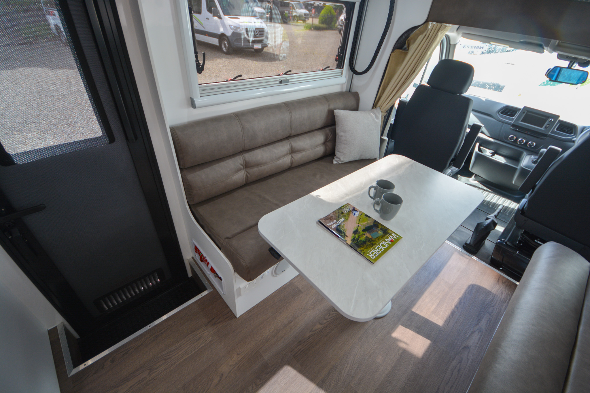 Carousel Popup Thumnails 26 - 2024 Windsor Daintree Renault 2 Berth