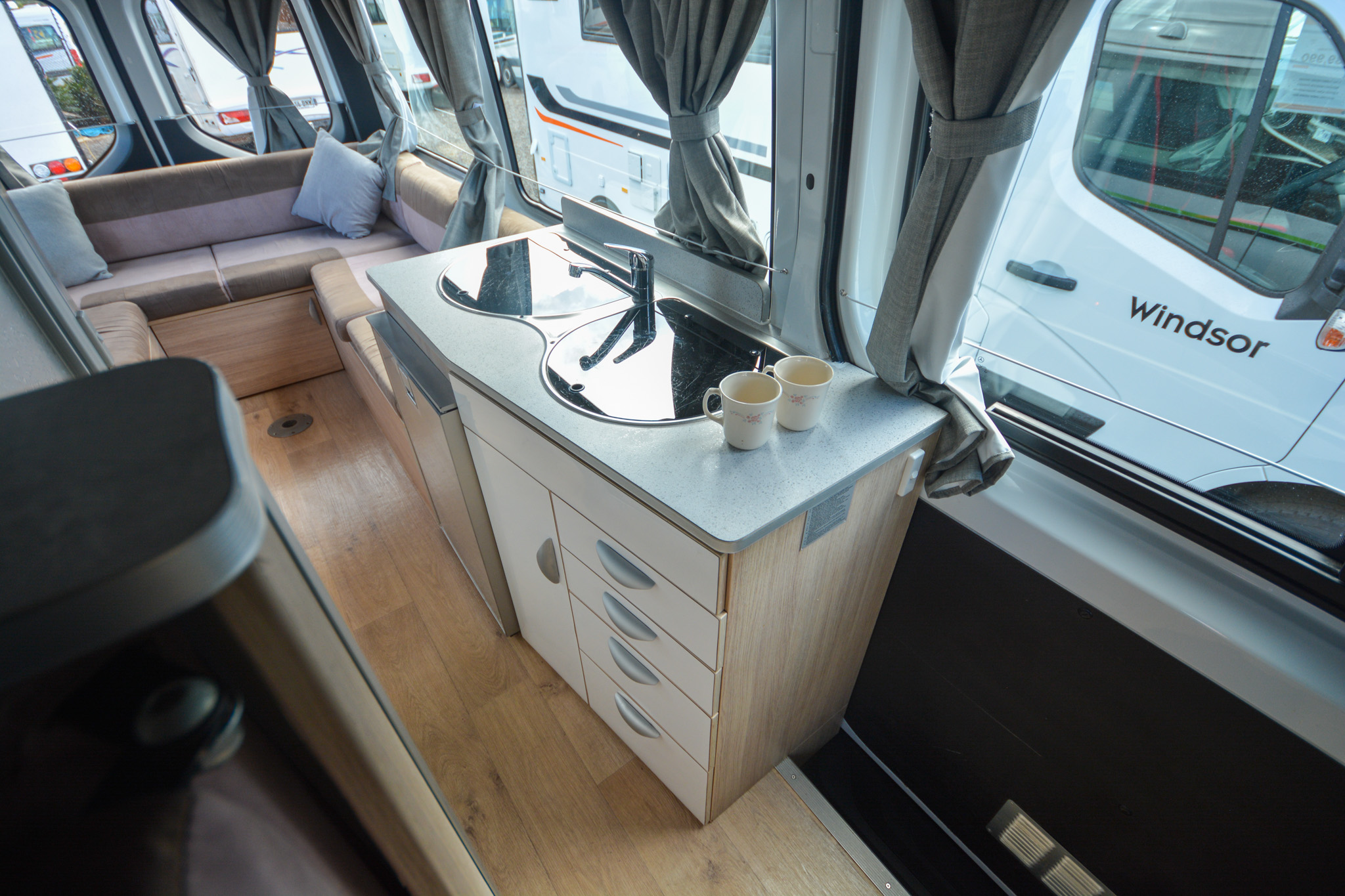 Carousel Popup Thumnails 26 - 2021 Kea Nomad M700 Mercedes 3 Berth