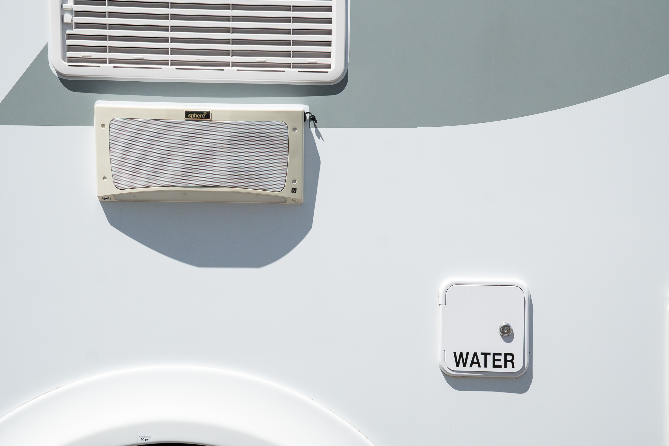 Carousel Popup Thumnails 16 - 2024 Mercedes-Benz Discovery M660 4 Berth