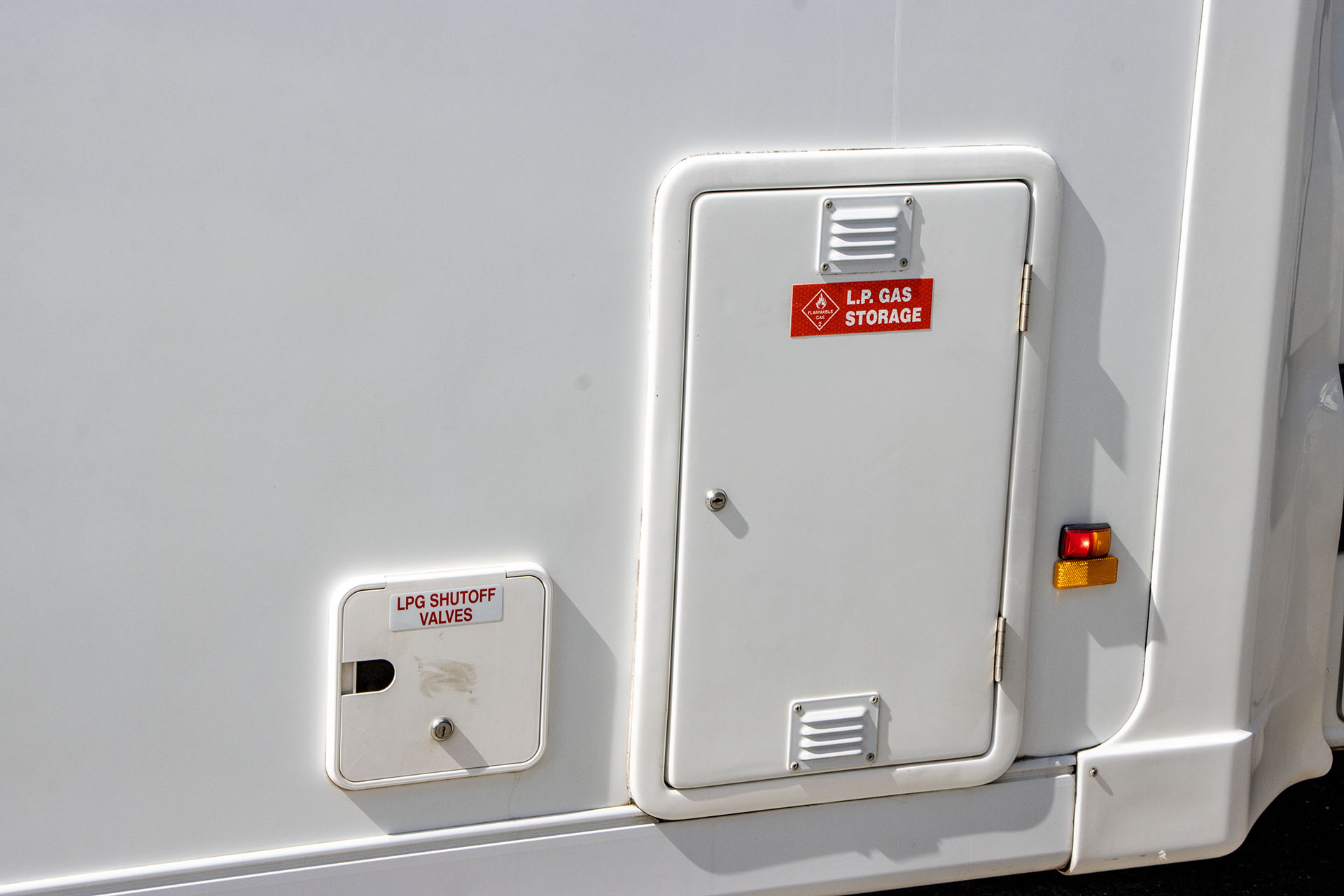 Carousel Popup Thumnails 11 - 2021 Kea River M721 Mercedes 6 Berth