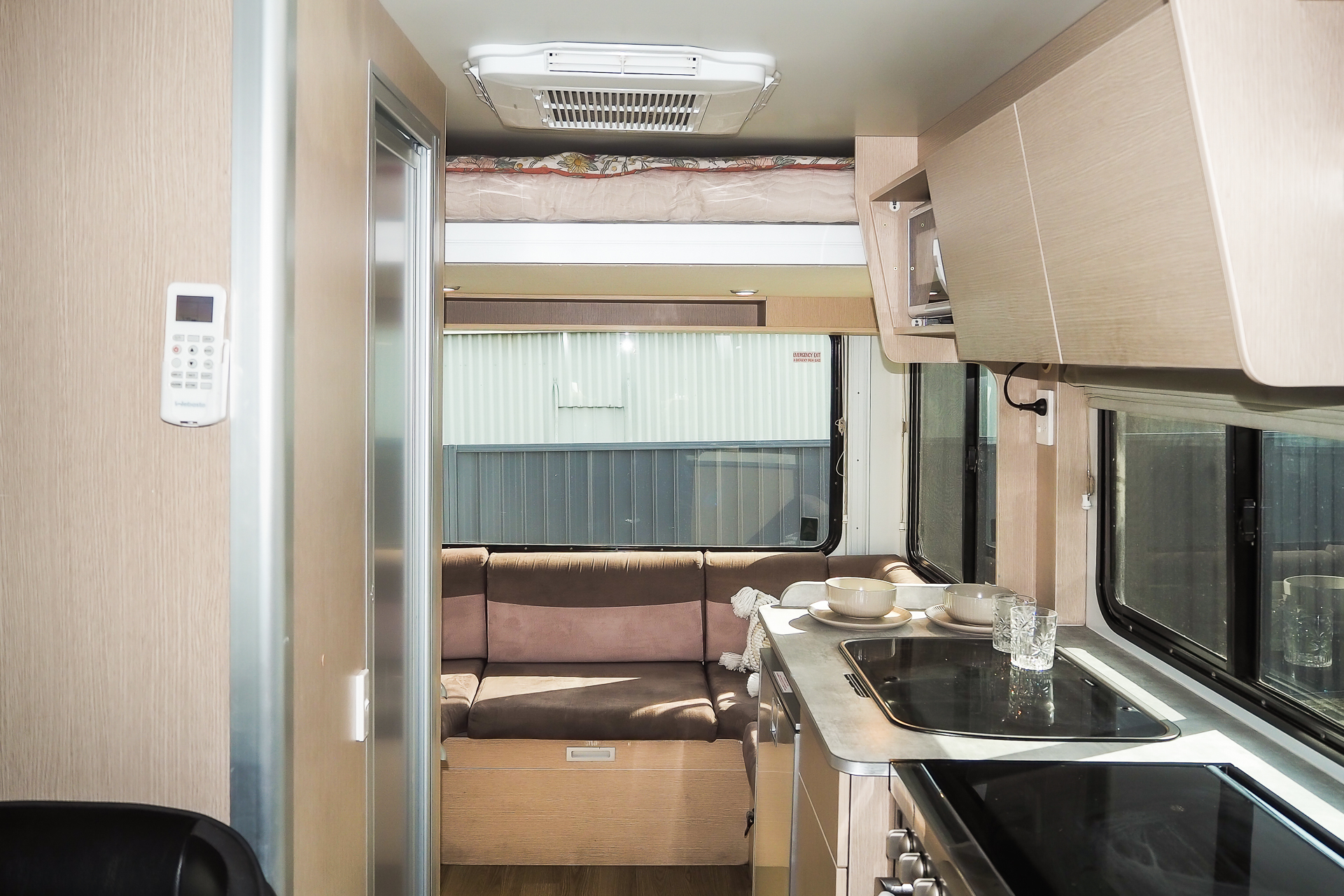 Carousel Popup Thumnails 31 - 2021 Kea Discovery M660 Mercedes 4 Berth