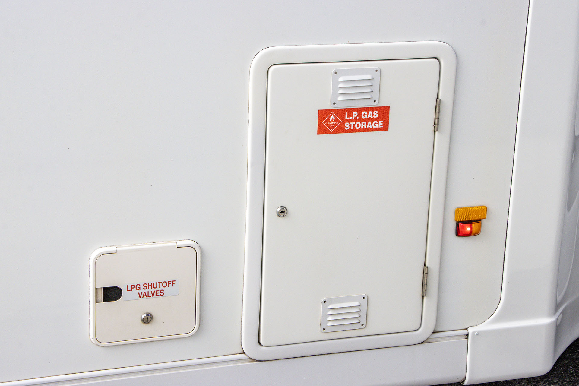 Carousel Popup Thumnails 12 - 2021 Kea River M721 Mercedes 6 Berth