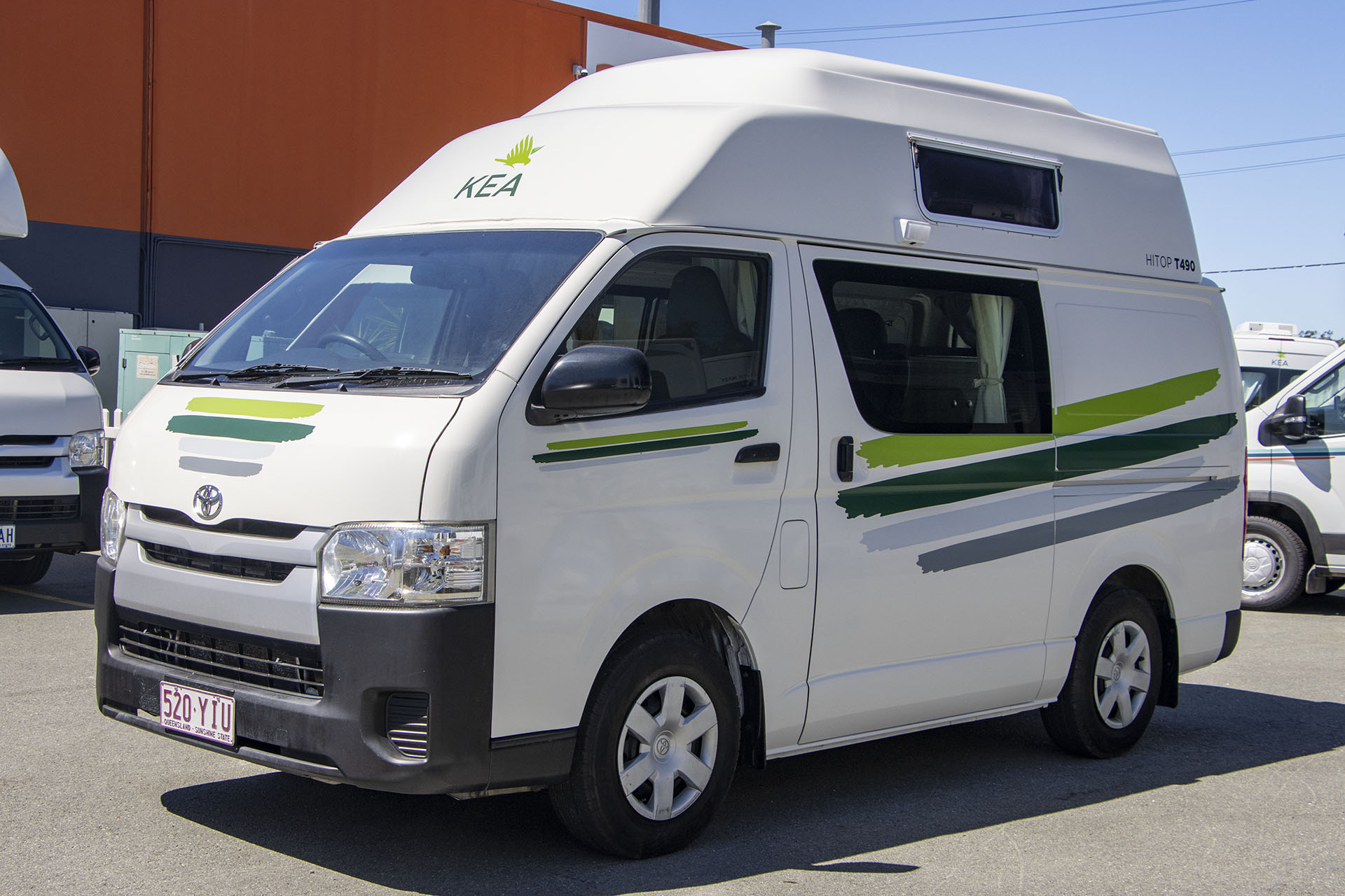 Carousel Popup Main - 2018 Talvor Endeavour Toyota 4 Berth