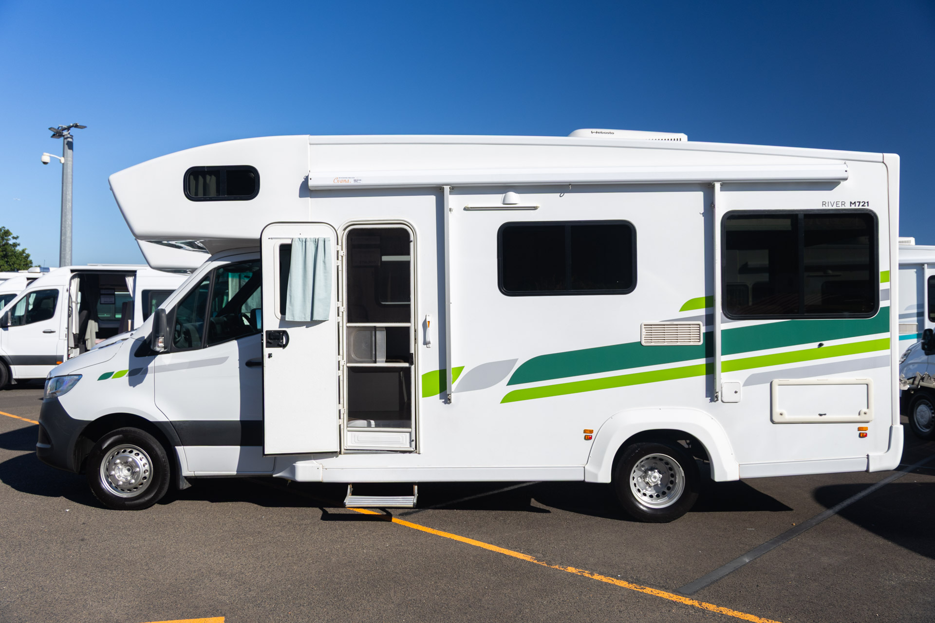 Carousel Popup Thumnails 7 - 2019 Kea River M721 Mercedes 6 Berth