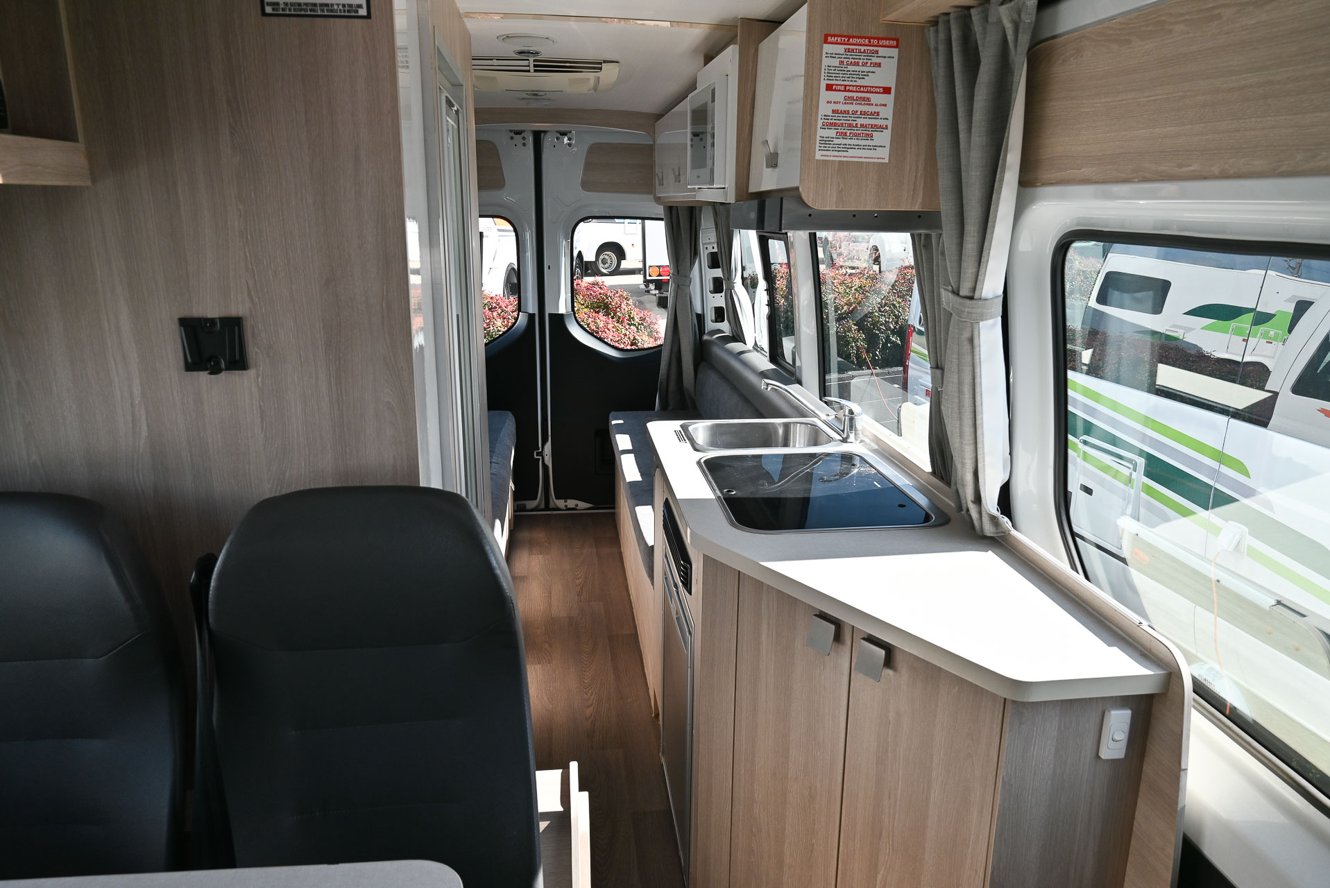 Carousel Popup Thumnails 21 - 2021 Talvor Euro Tourer Mercedes 4 Berth