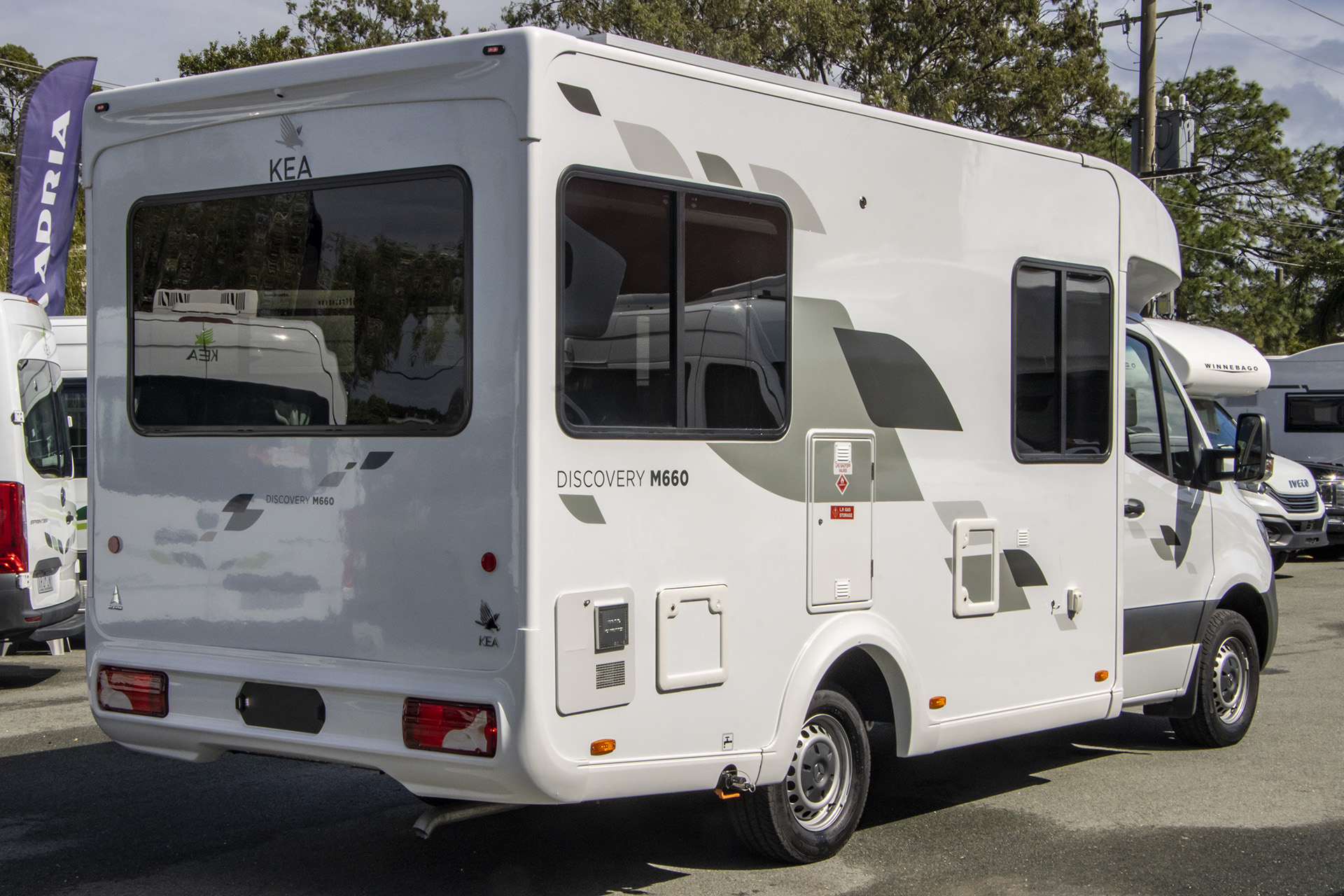 Carousel Popup Thumnails 9 - 2024 Kea Discovery M660 Mercedes 4 Berth