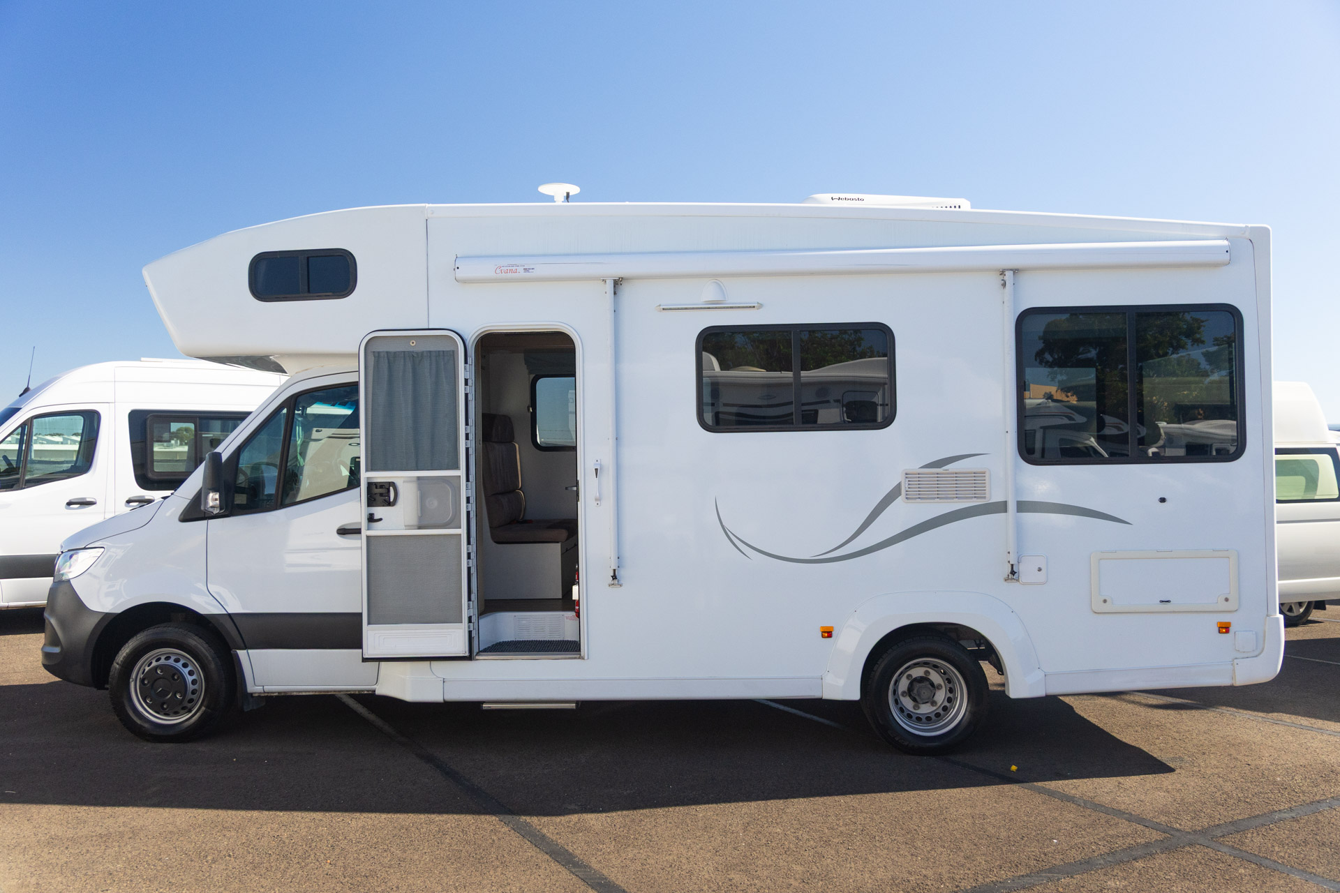 Carousel Popup Thumnails 8 - 2021 Kea River M721 Mercedes 6 Berth