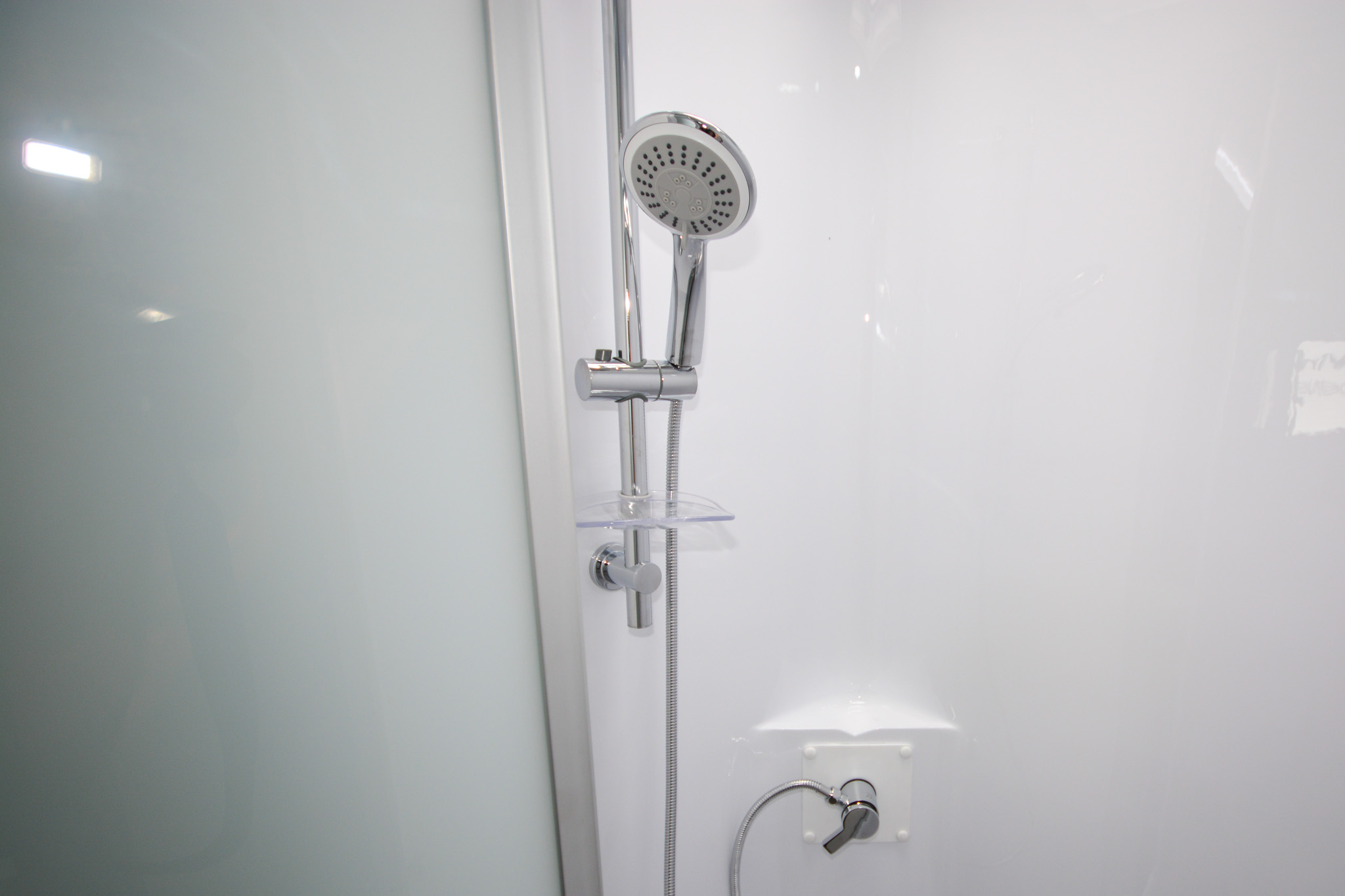 Carousel Popup Thumnails 35 - 2025 Windsor Genesis 176RD