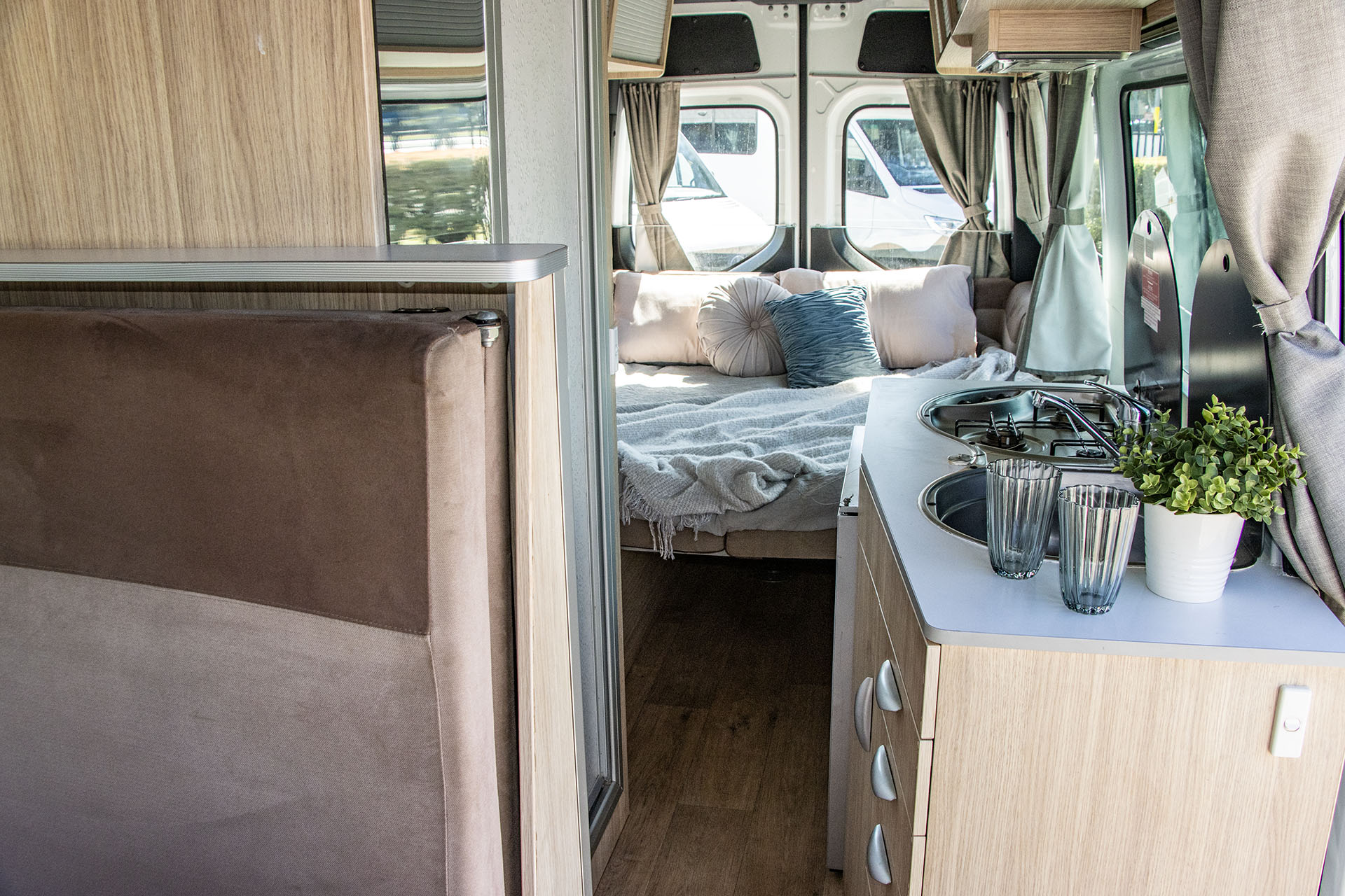 Carousel Popup Thumnails 19 - 2021 Kea Nomad M700 Mercedes 3 Berth